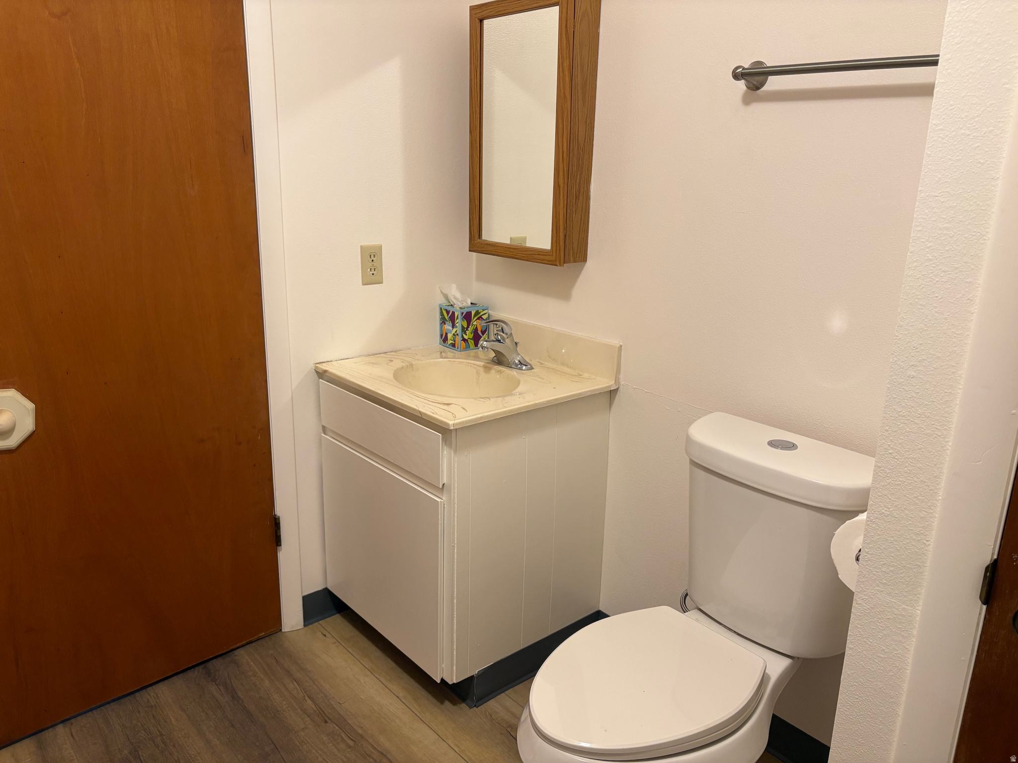 main property photo 14