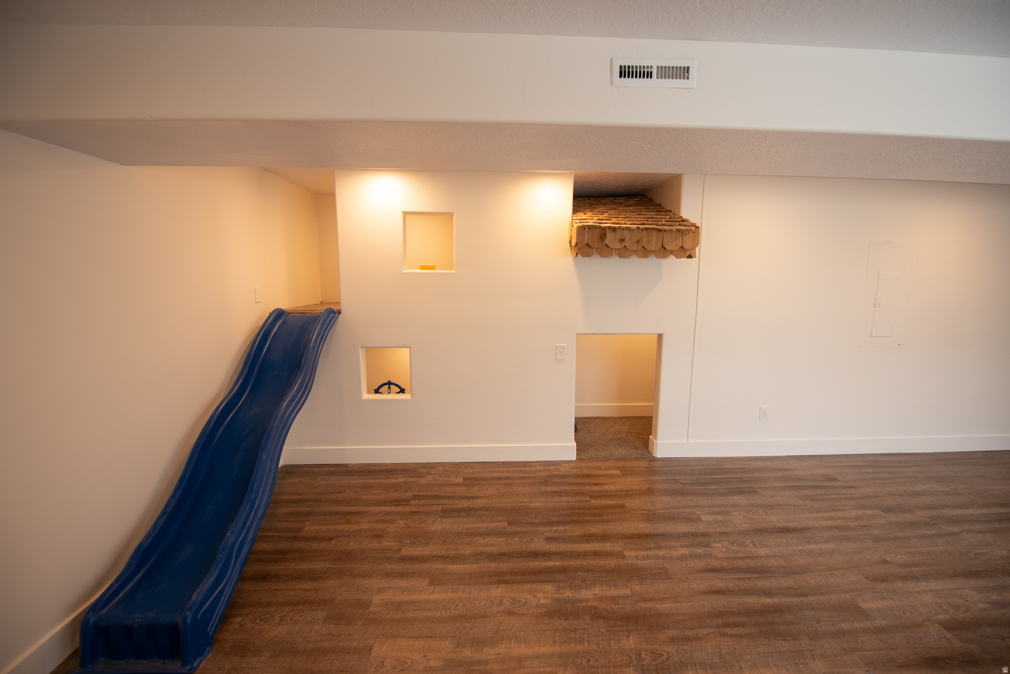 main property photo 68