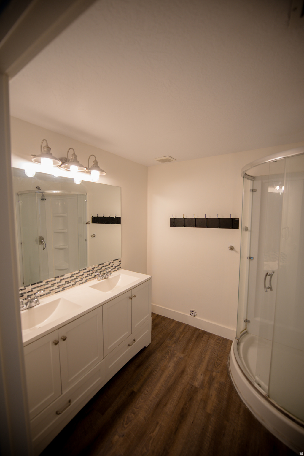 main property photo 77