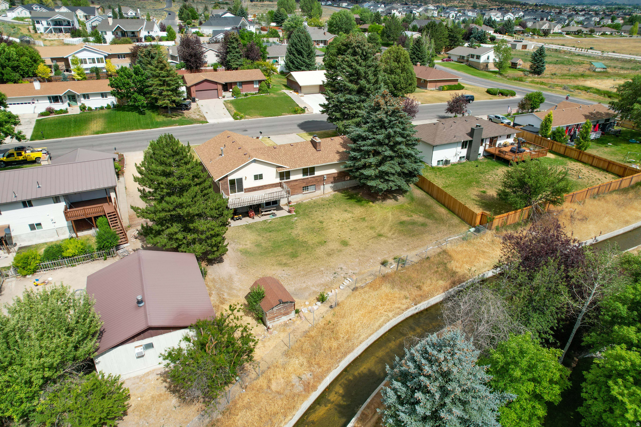 main property photo 7