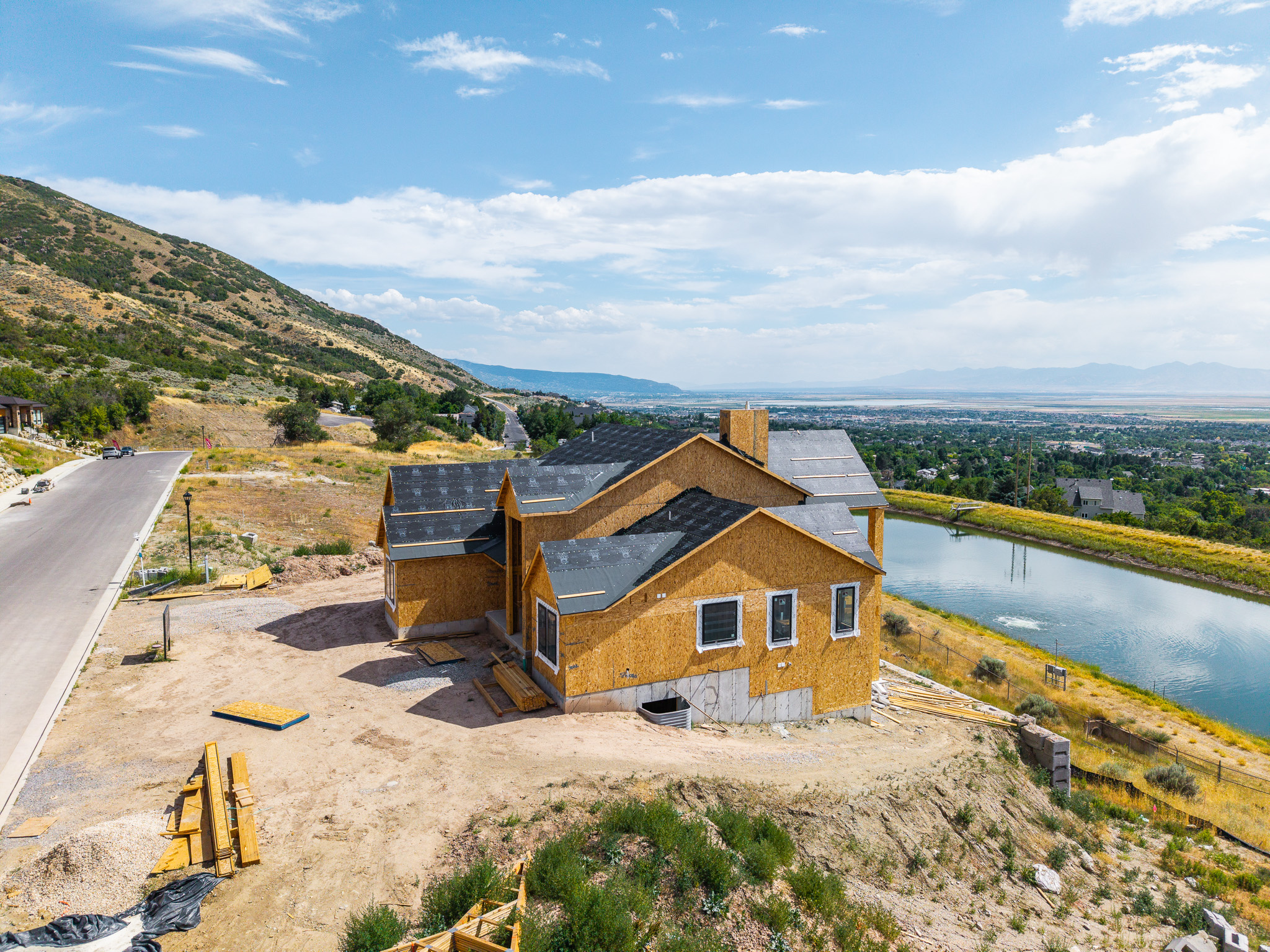 main property photo 17