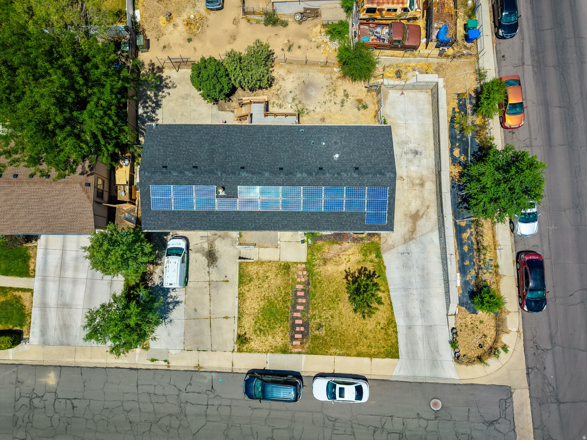 main property photo 27