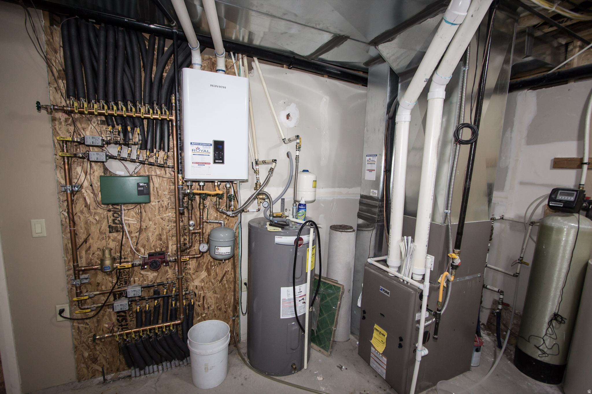 main property photo 38