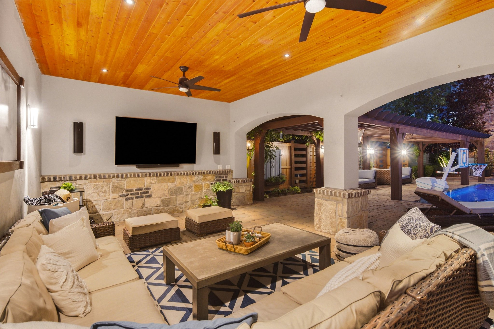 main property photo 269