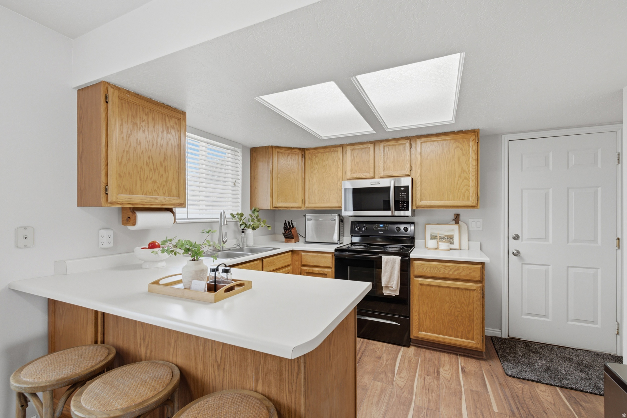 main property photo 12