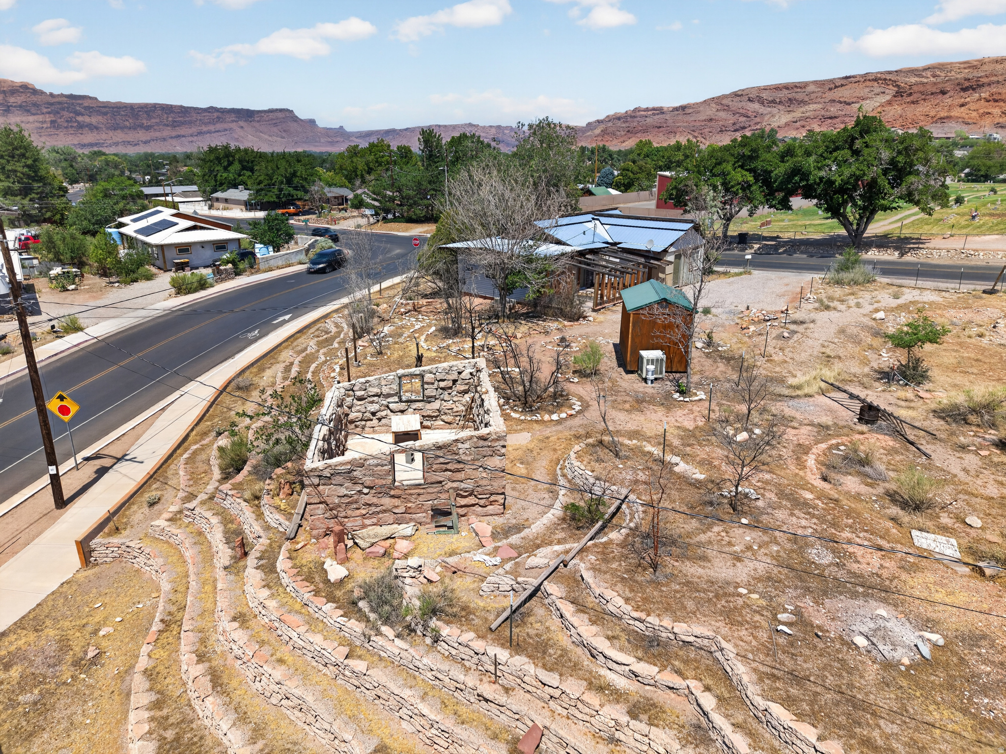 main property photo 18