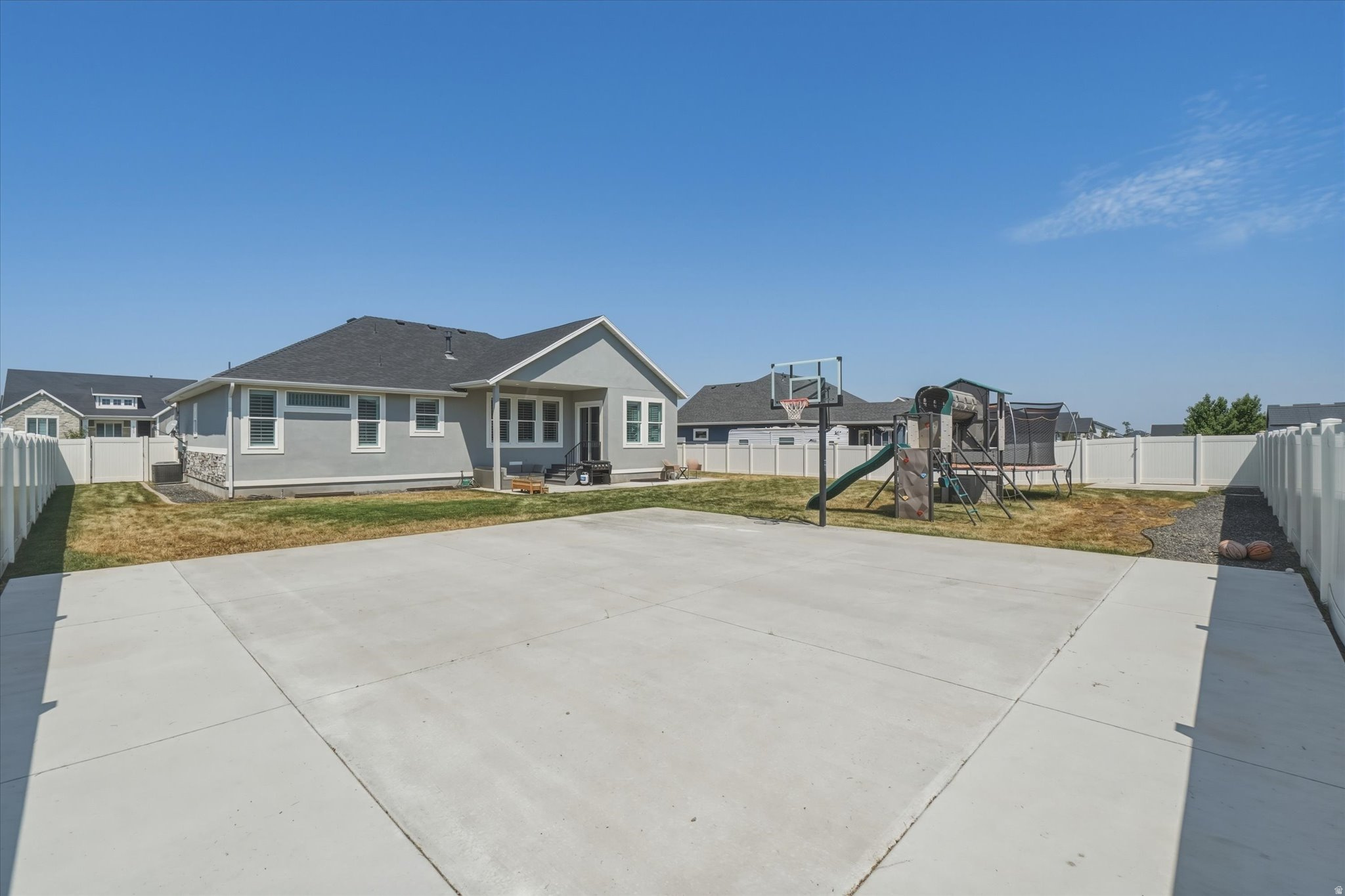 main property photo 54