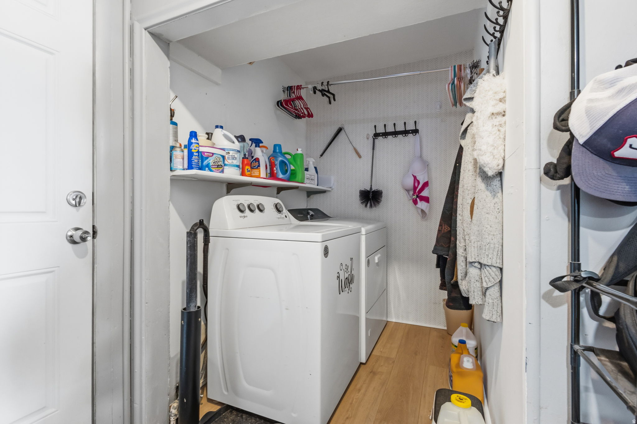 main property photo 19