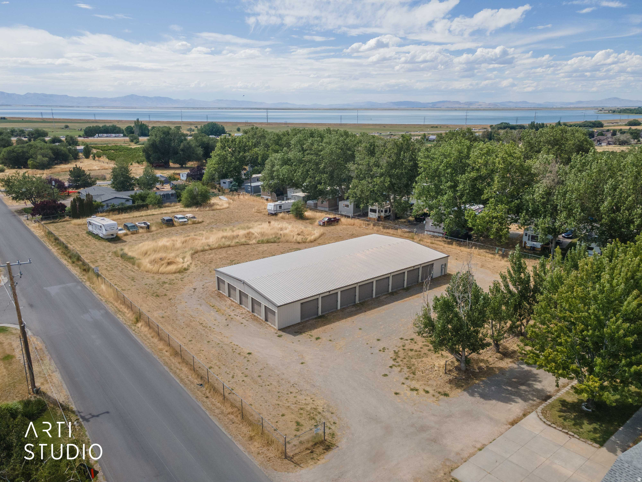 main property photo 41