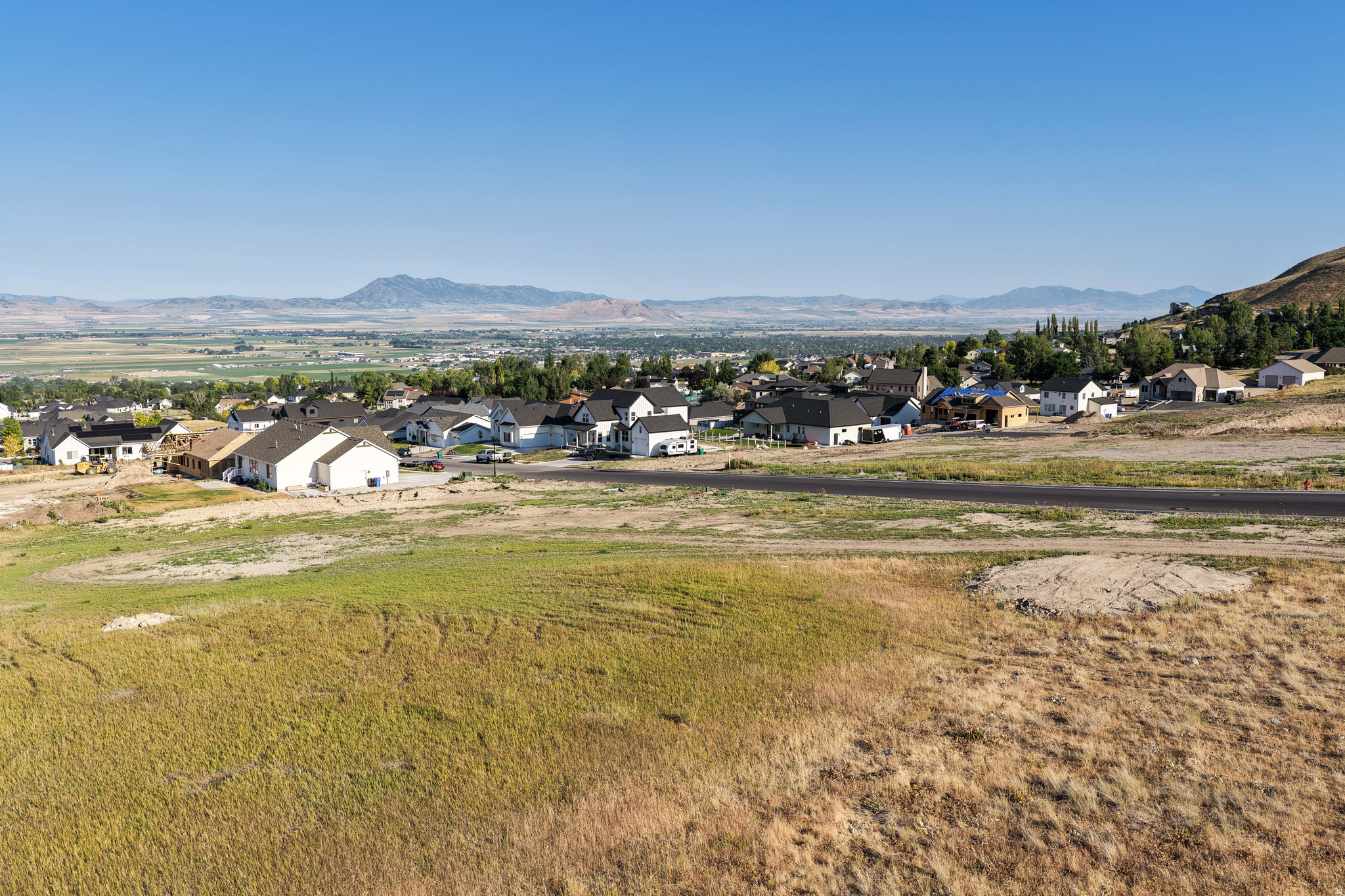 main property photo 6