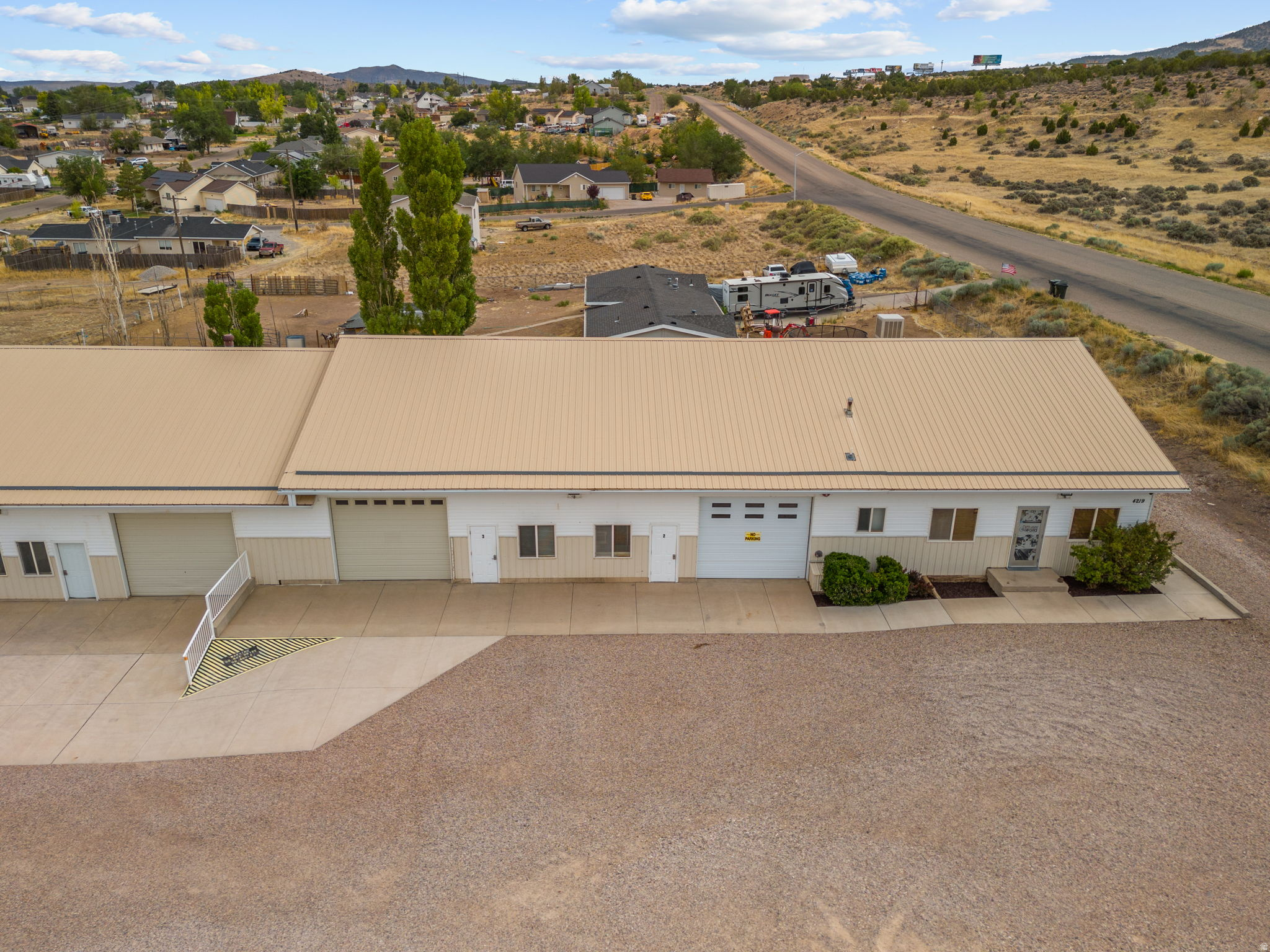 main property photo 18