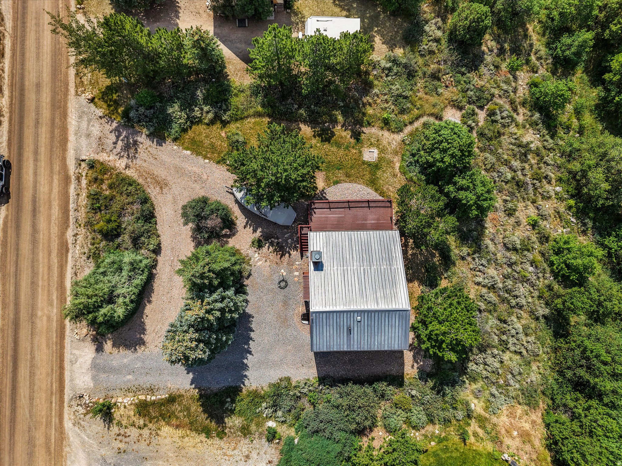 main property photo 35