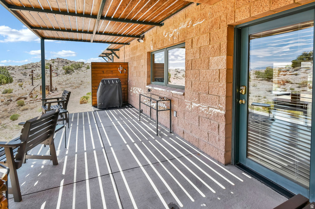 main property photo 20
