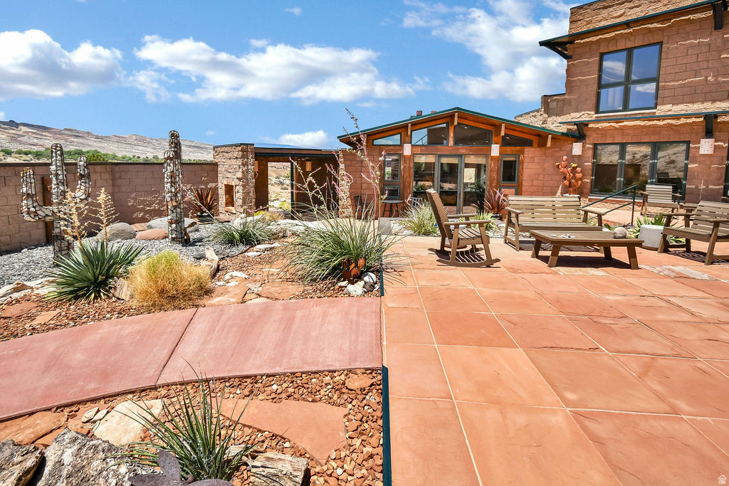 main property photo 6