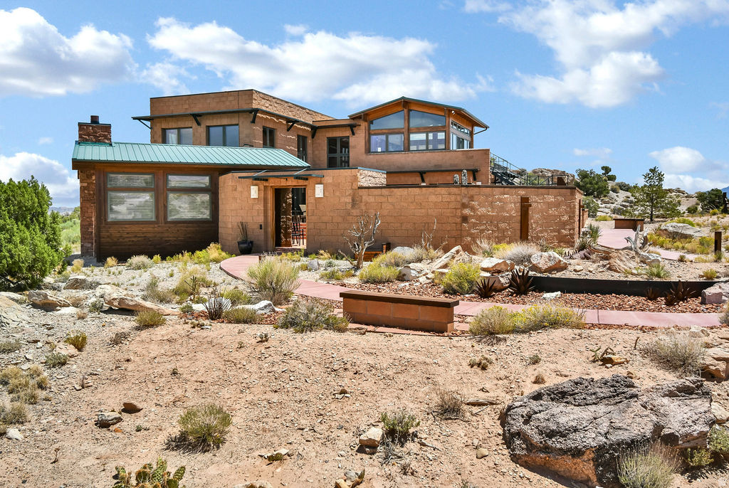 main property photo 79