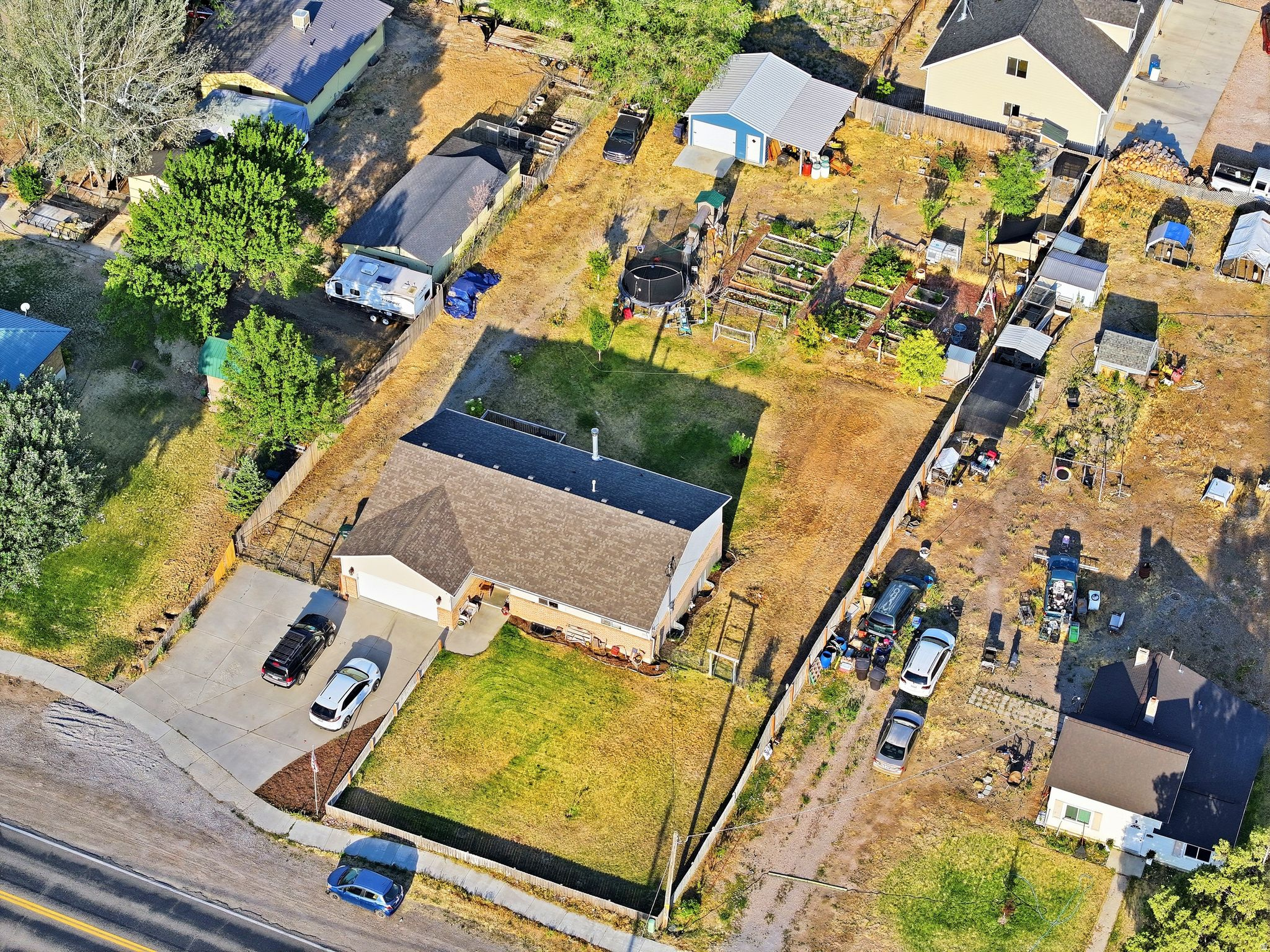 main property photo 46