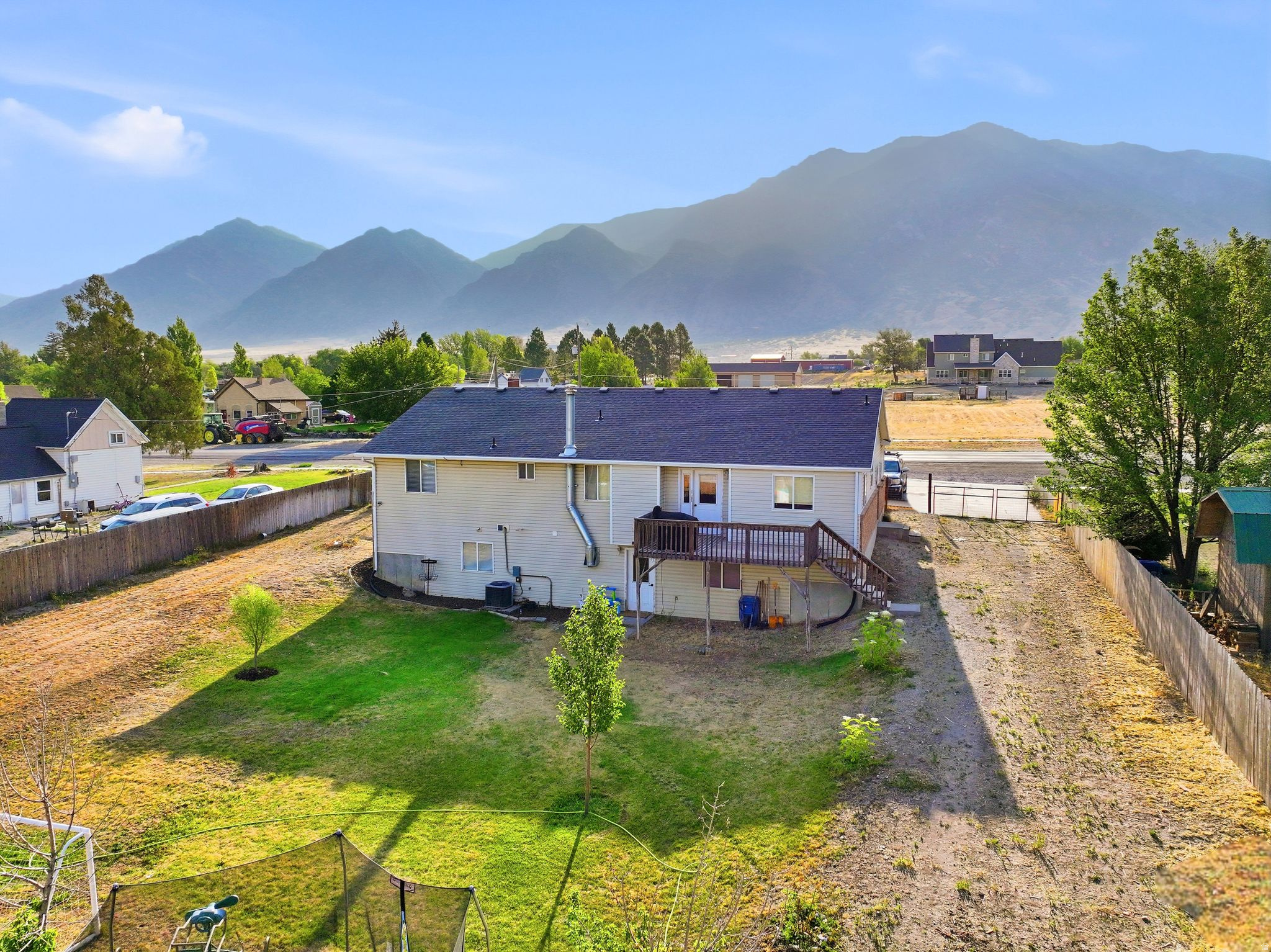main property photo 51