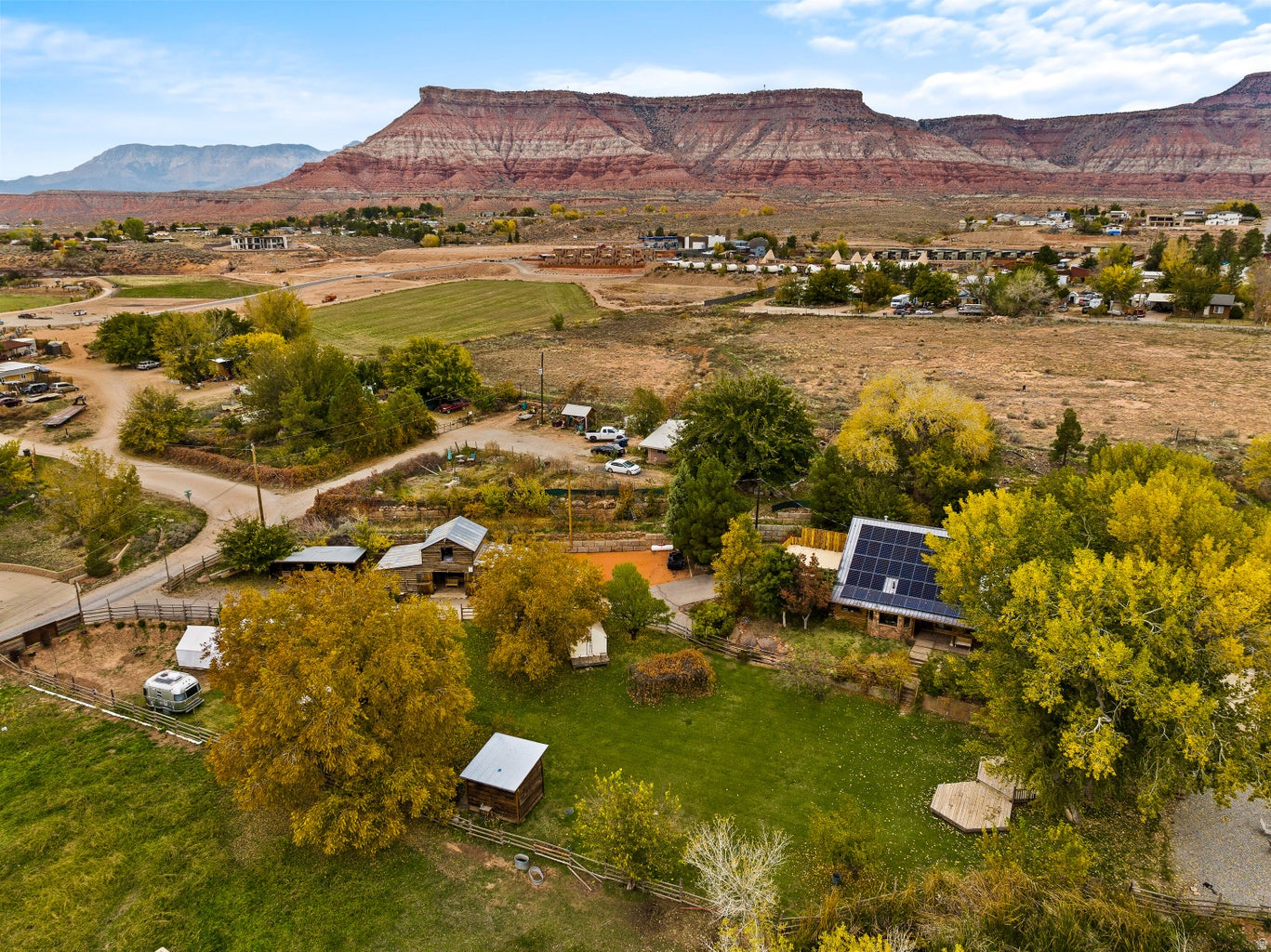 main property photo 11