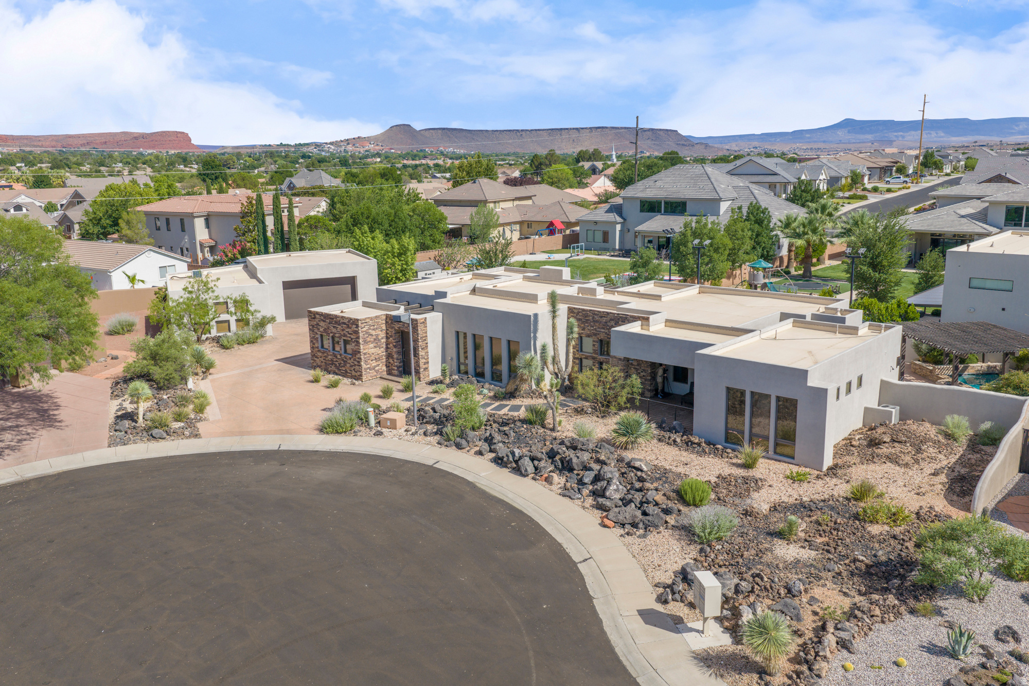 main property photo 47