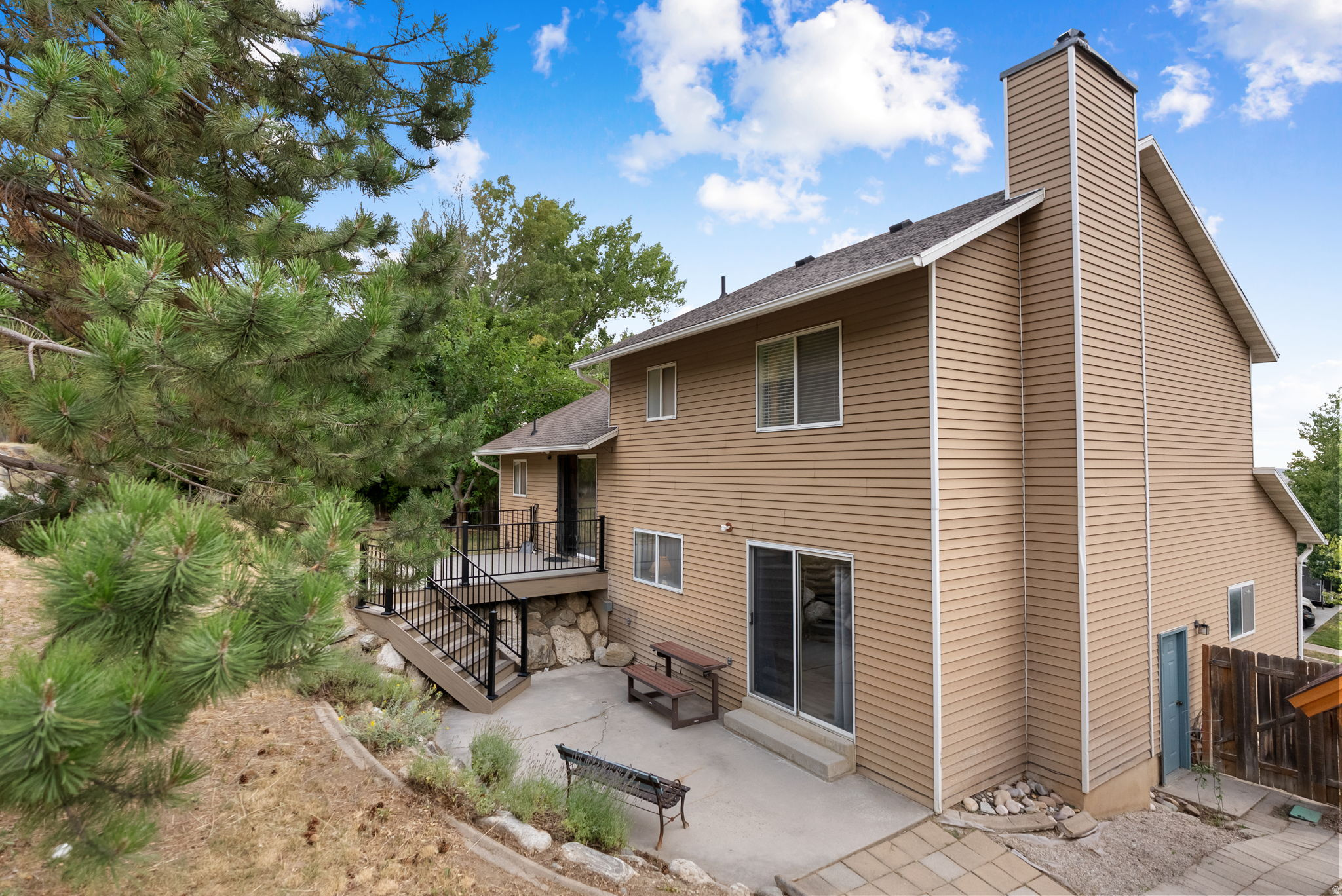 main property photo 42
