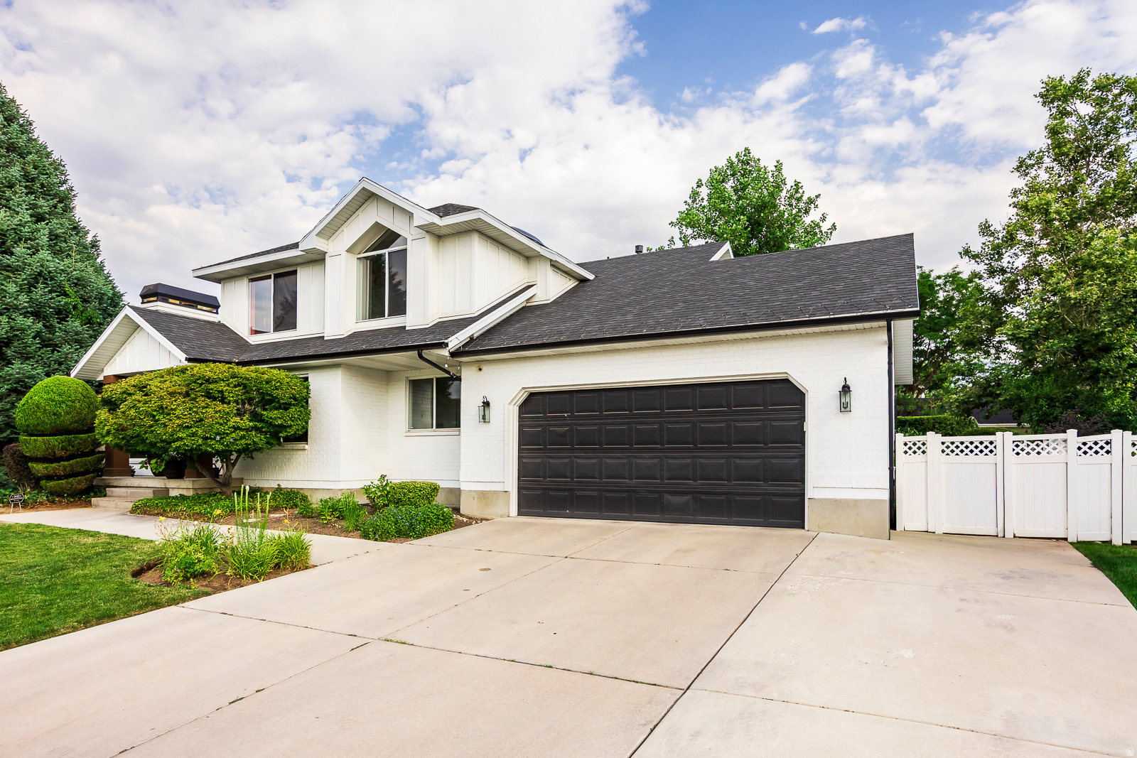 main property photo 73