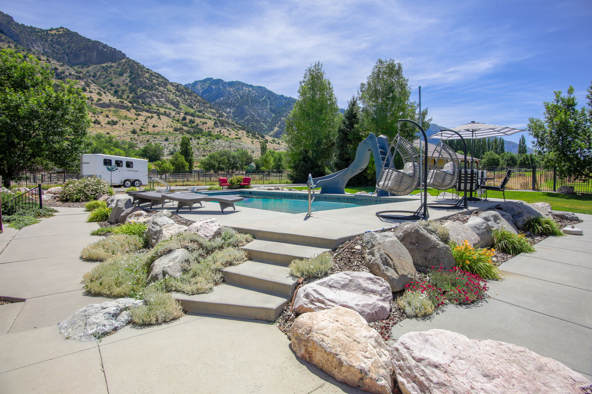 main property photo 60