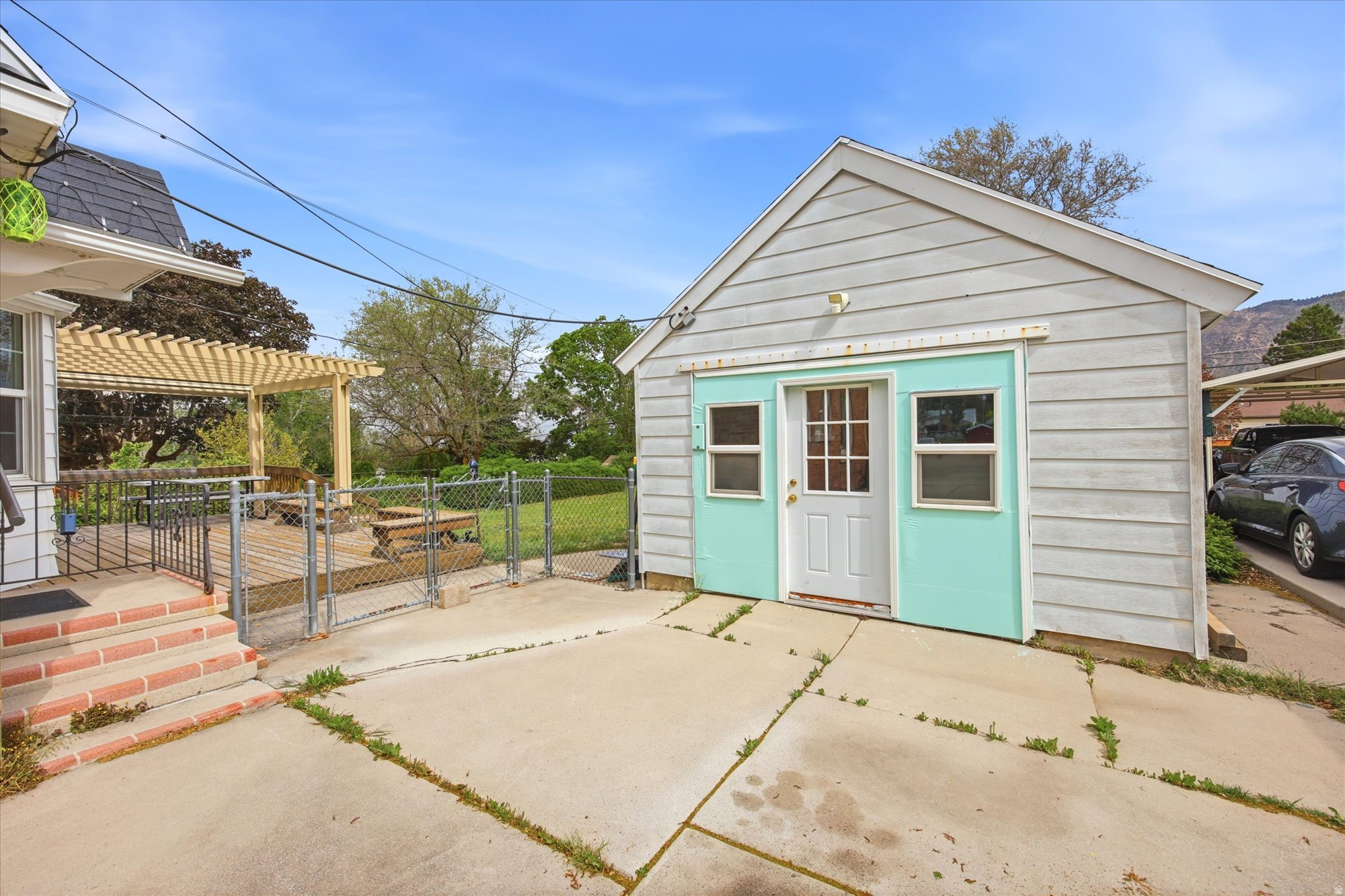 main property photo 29