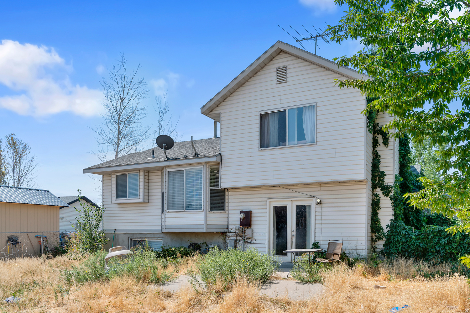 main property photo 19