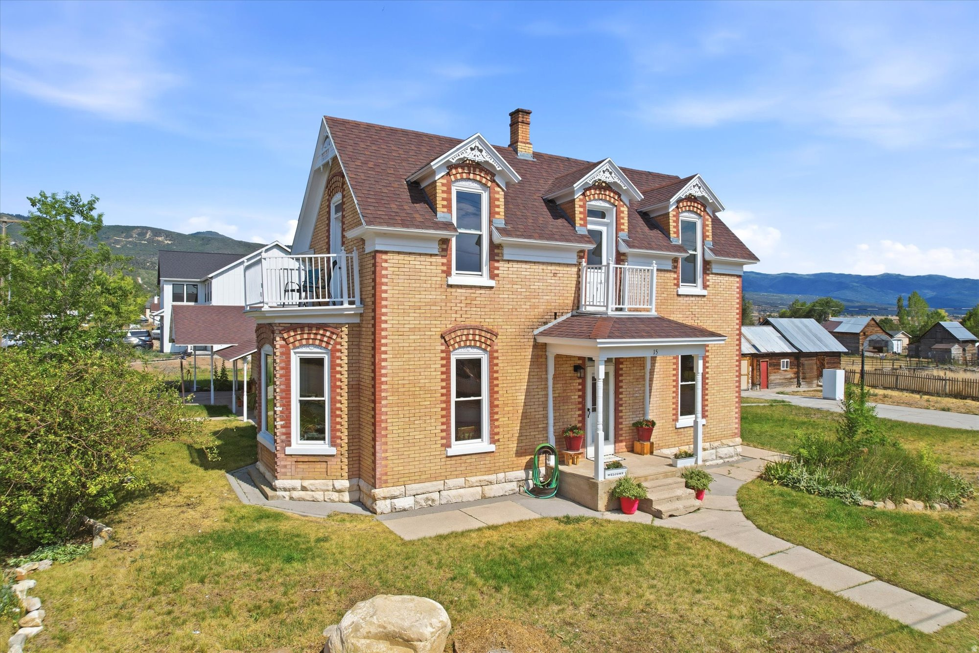 main property photo 2