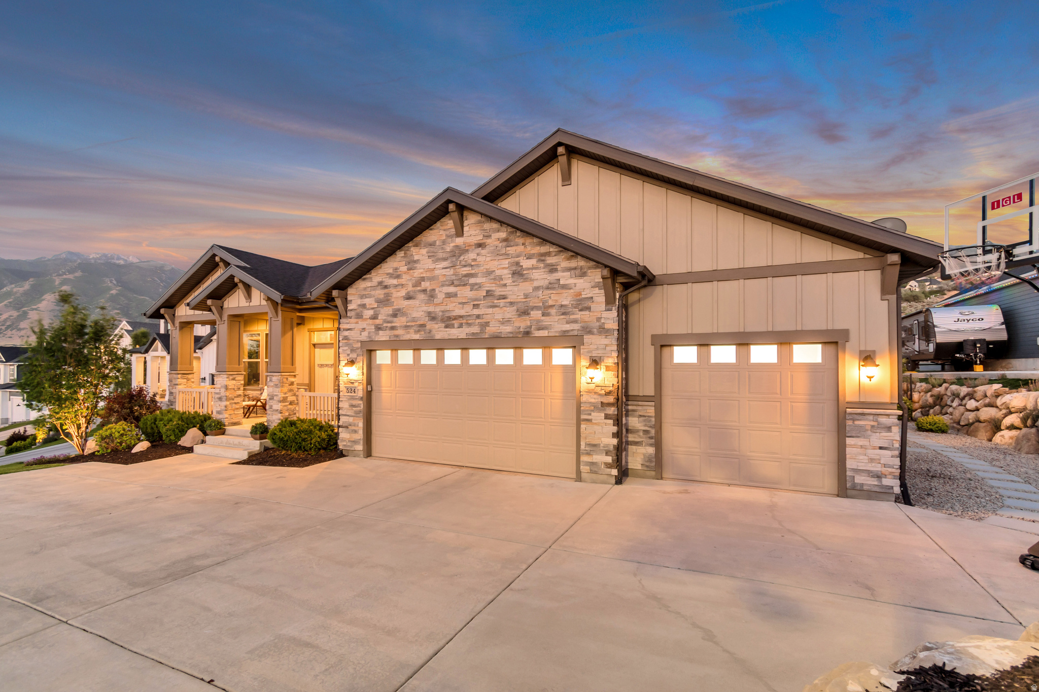 main property photo 76