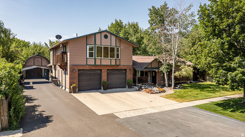 main property photo 54