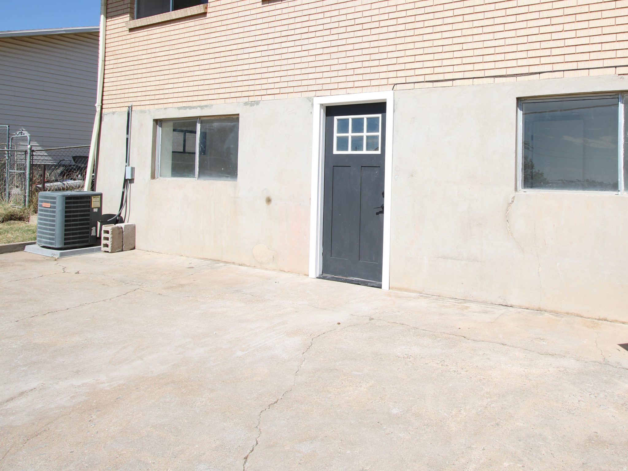 main property photo 32