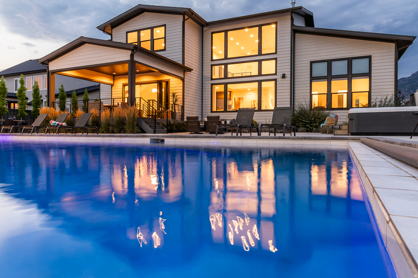main property photo 111
