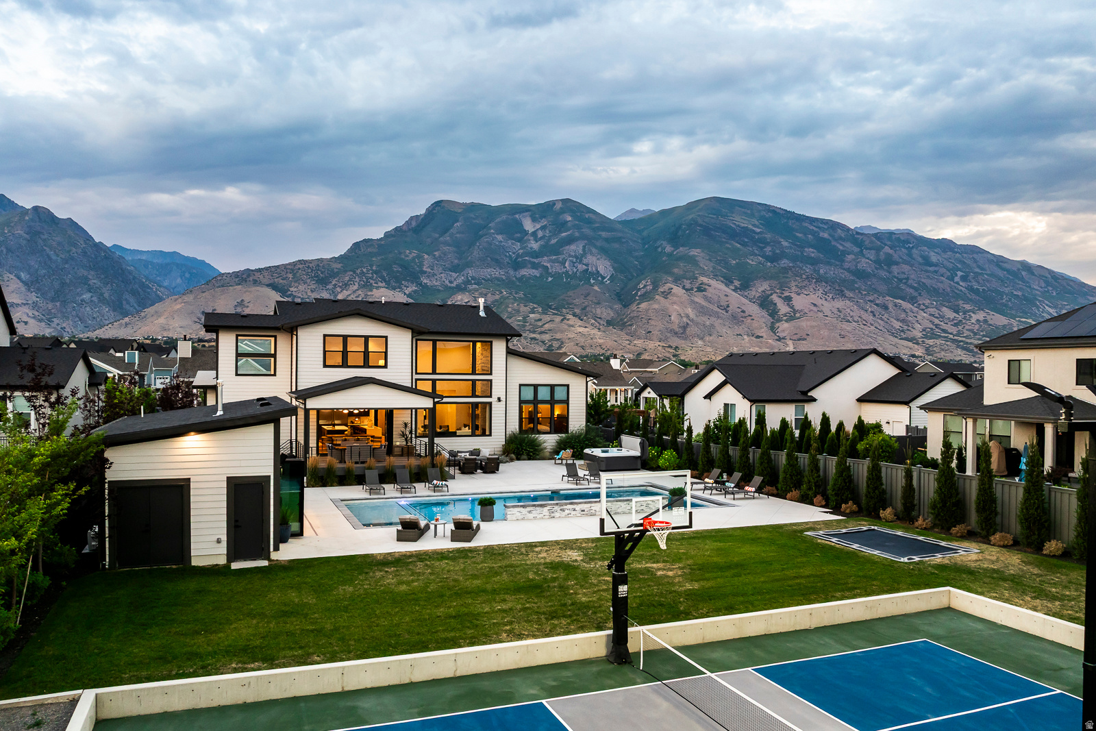main property photo 128