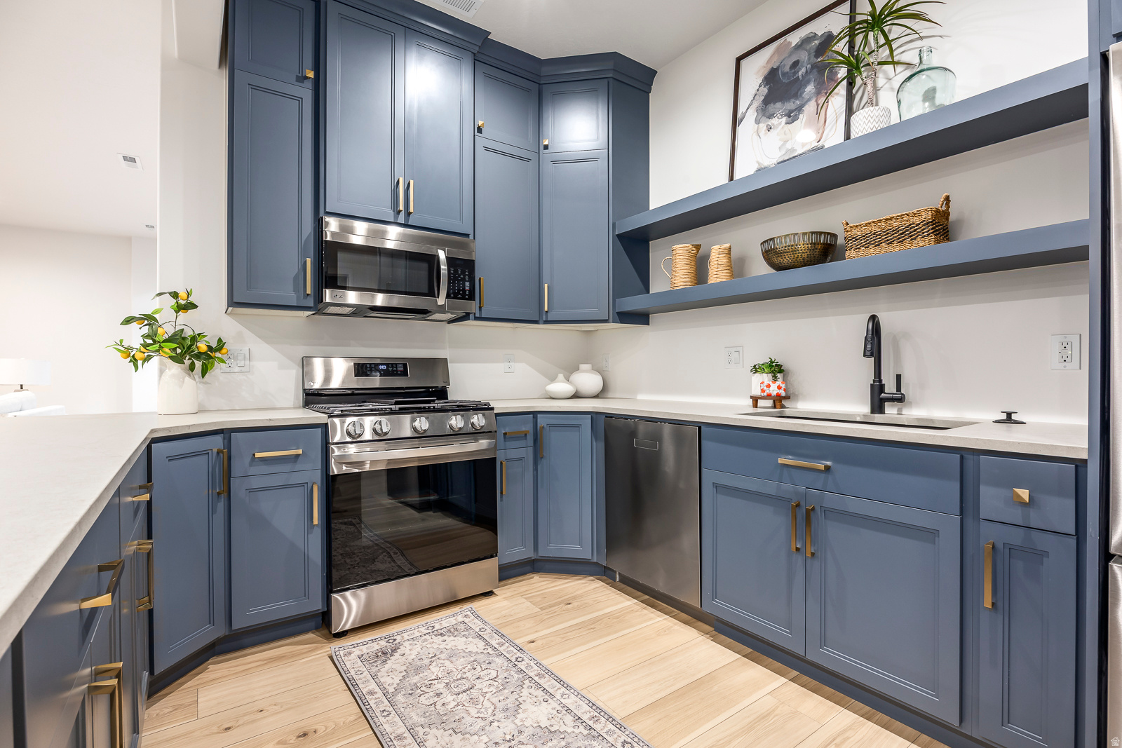 main property photo 70