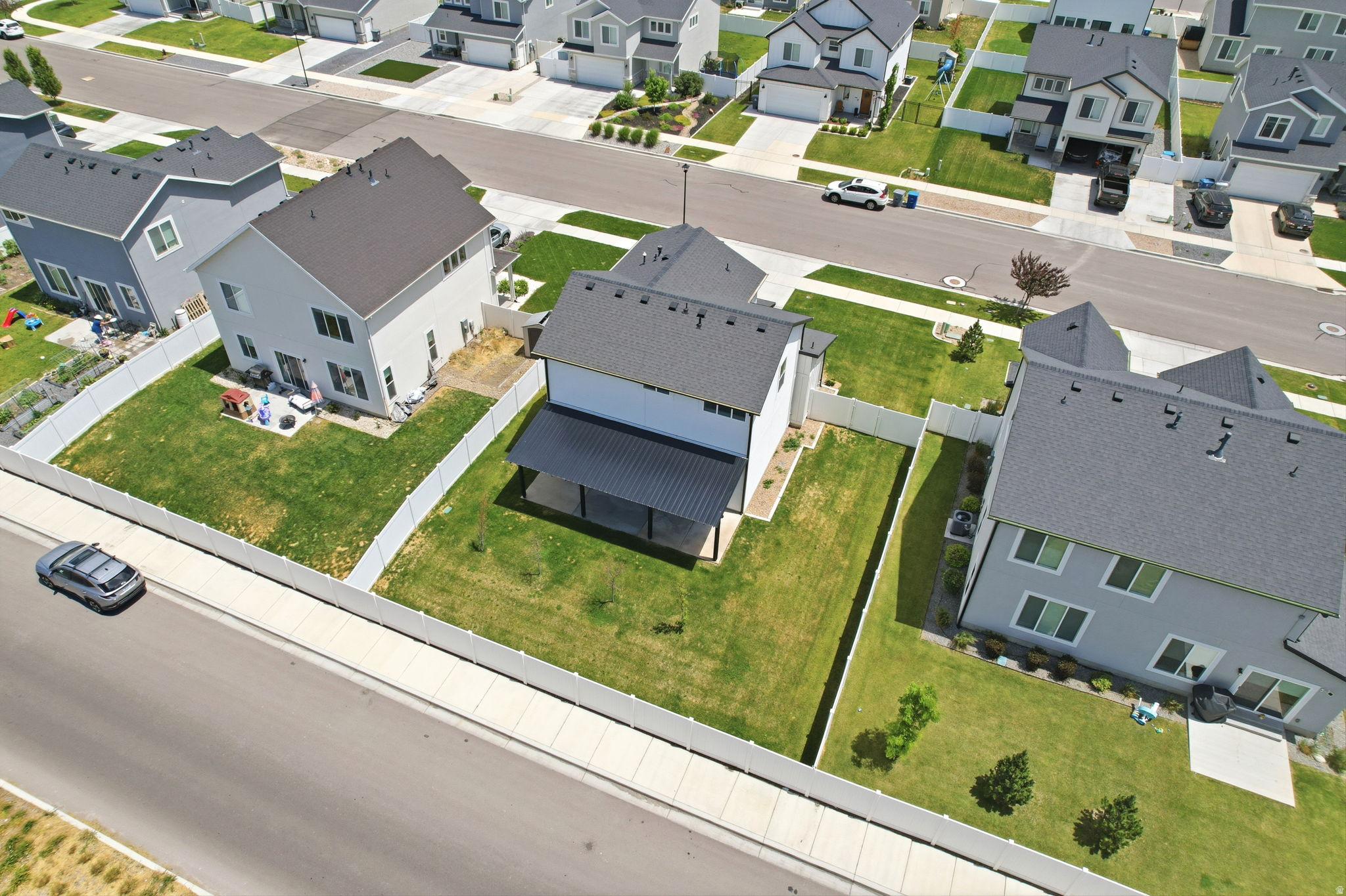 main property photo 15