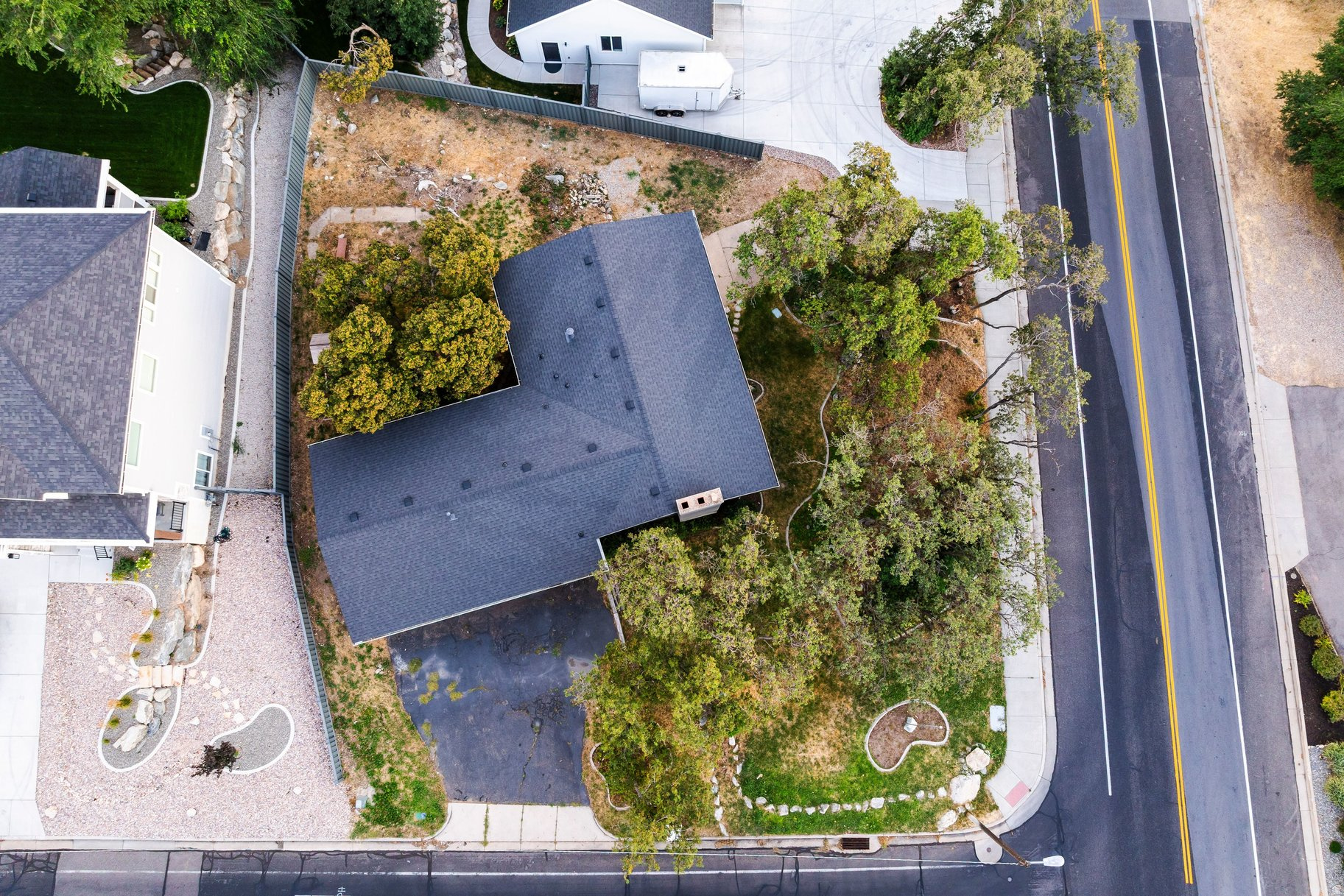 main property photo 41