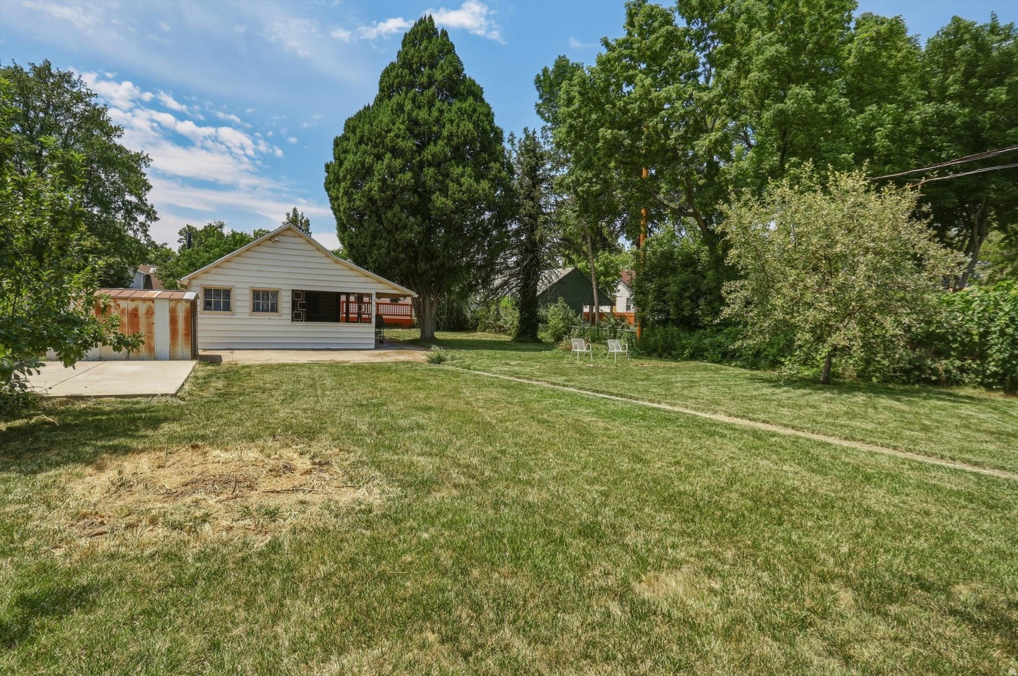 main property photo 33
