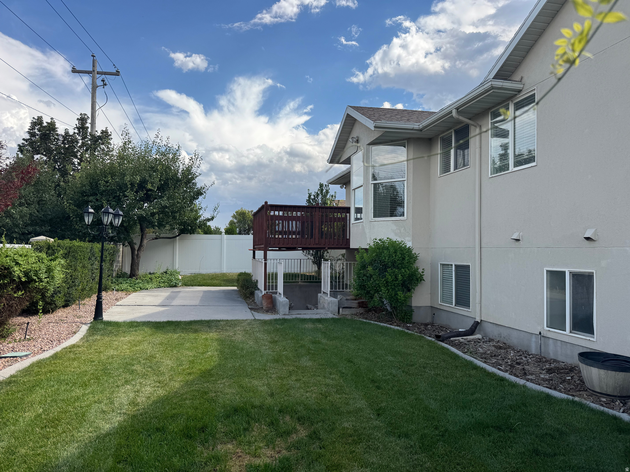 main property photo 36