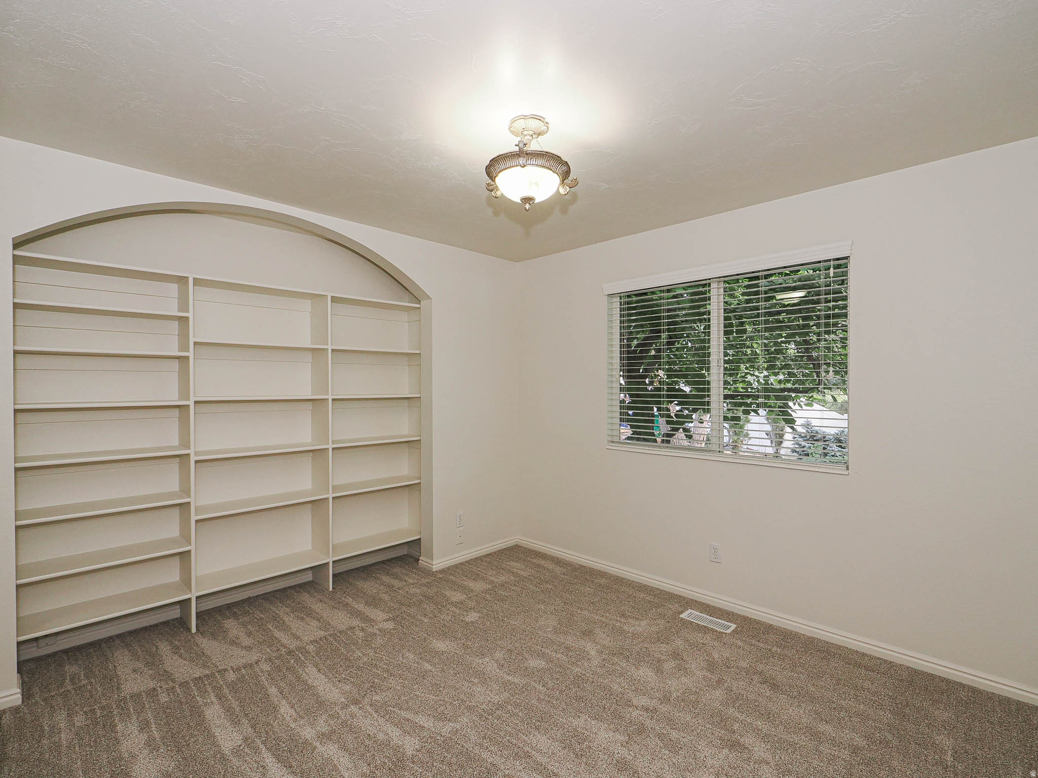 main property photo 65