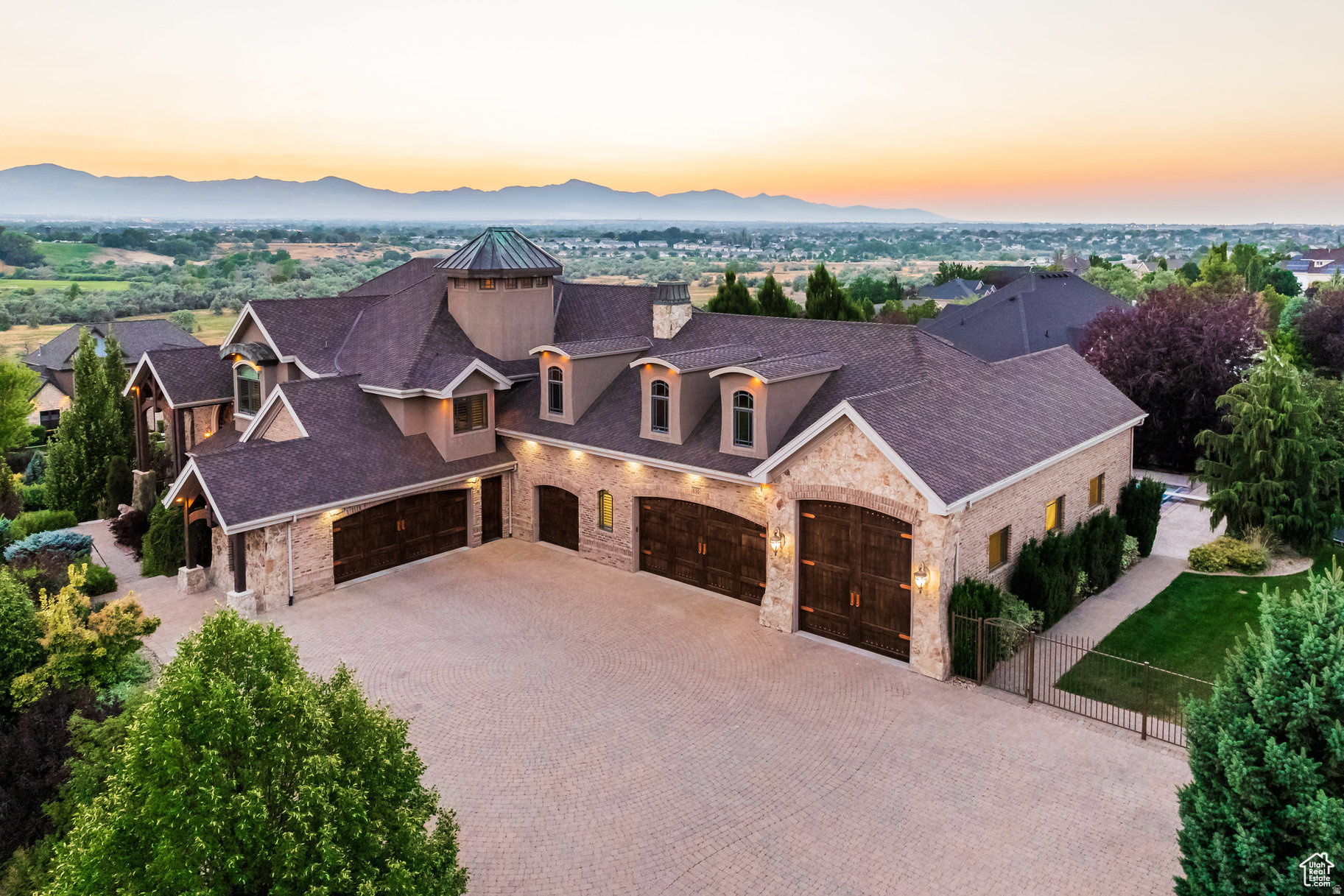 main property photo 128