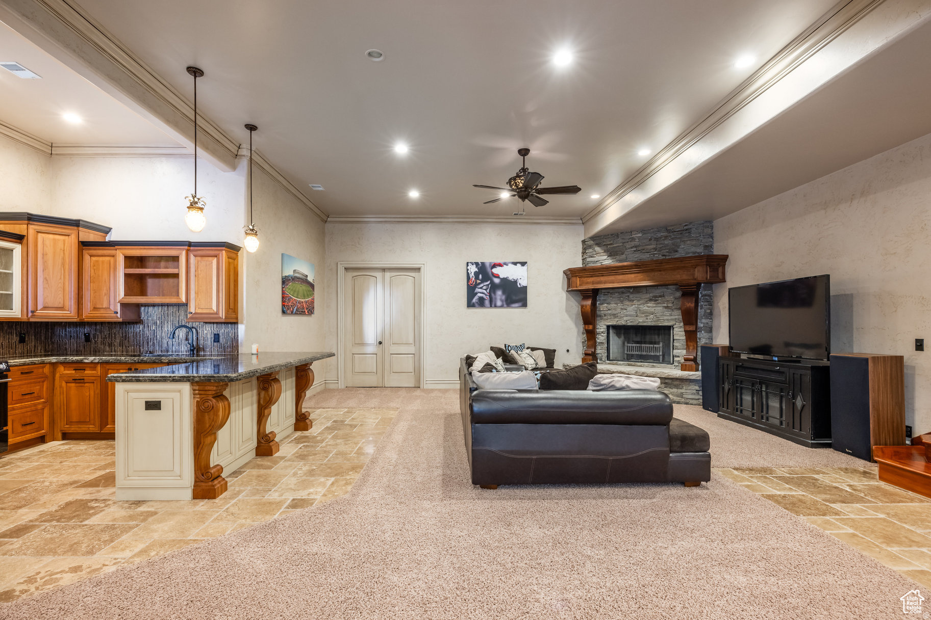 main property photo 79