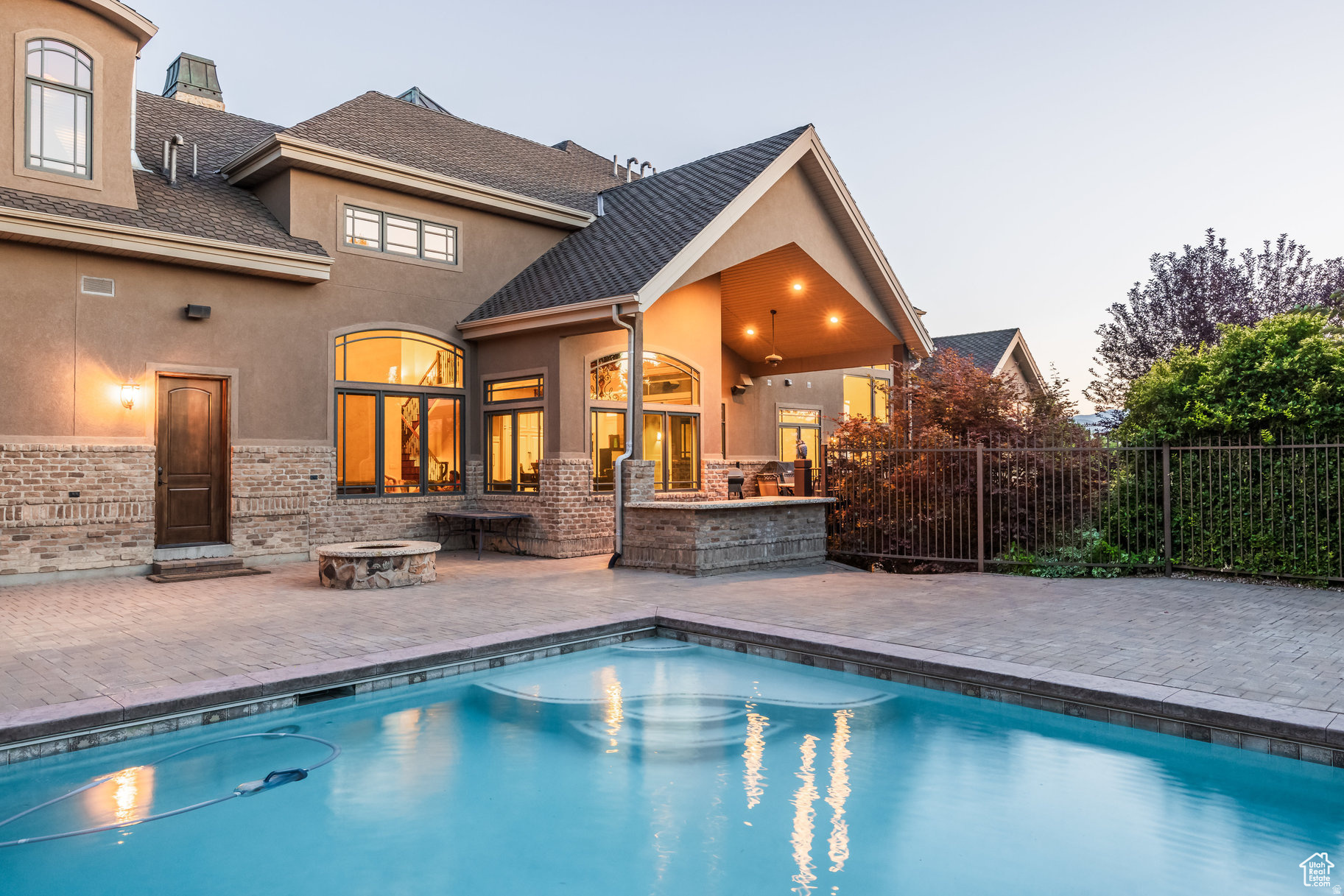 main property photo 98