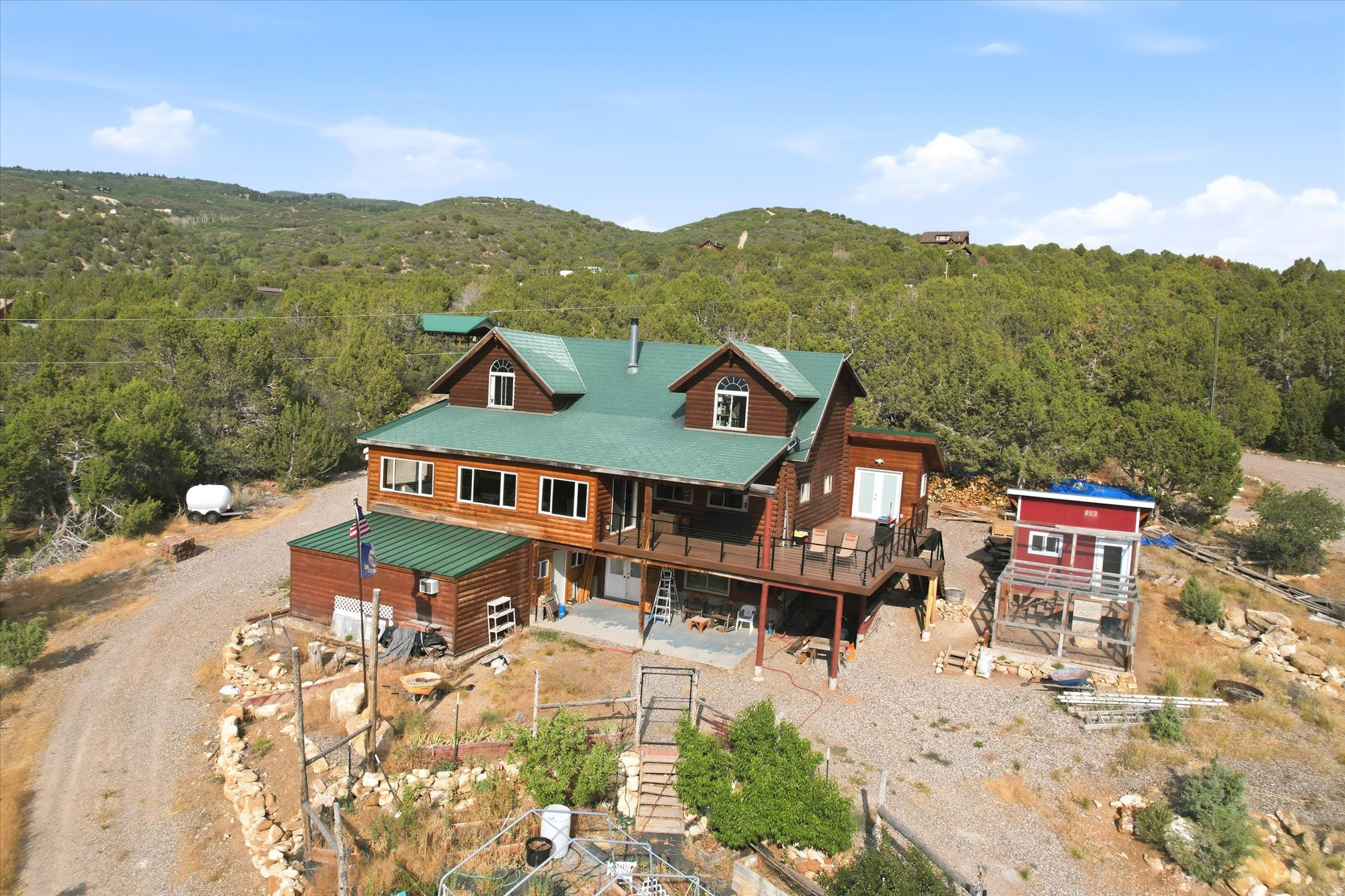 main property photo 41