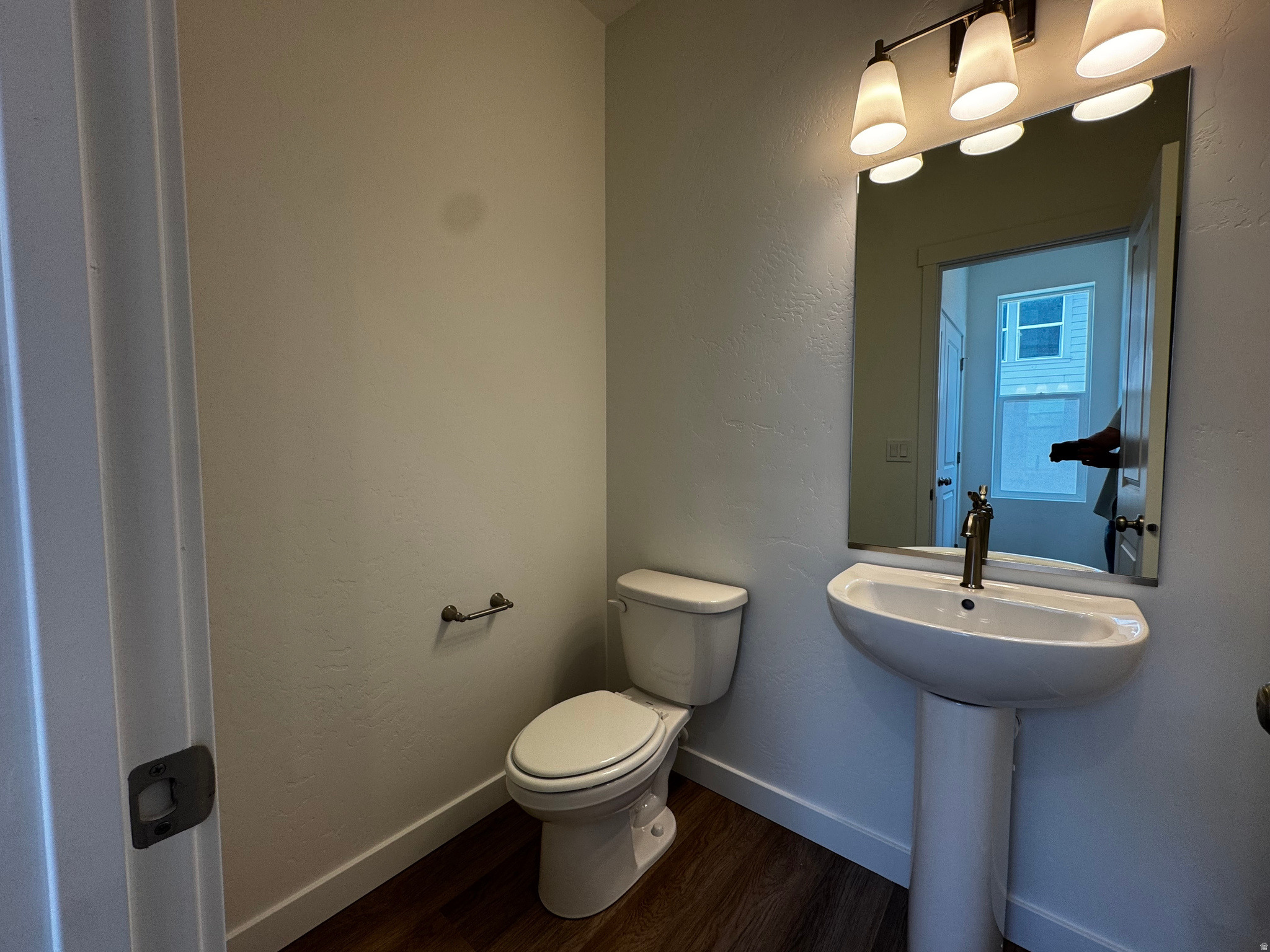 main property photo 8