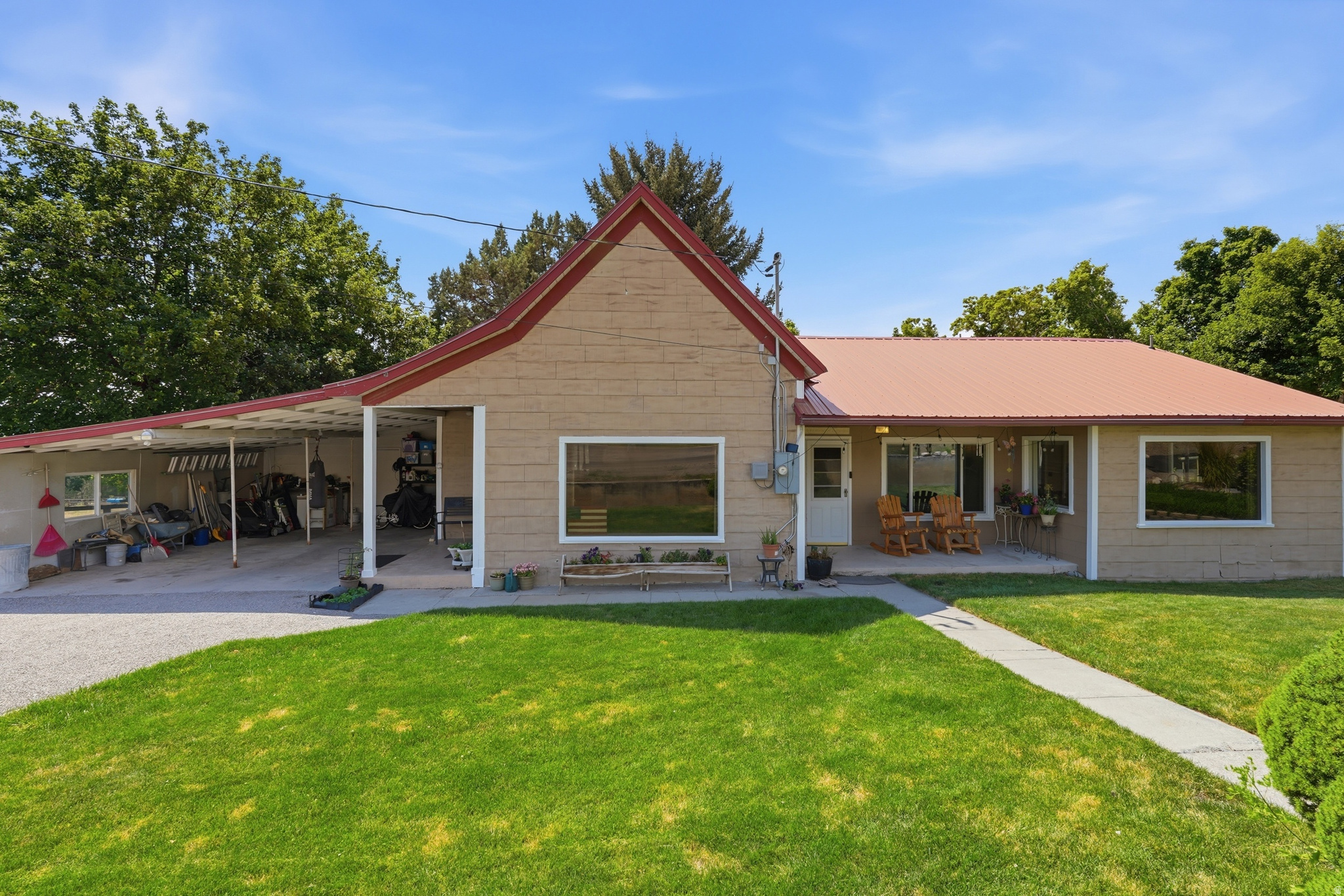 main property photo 39