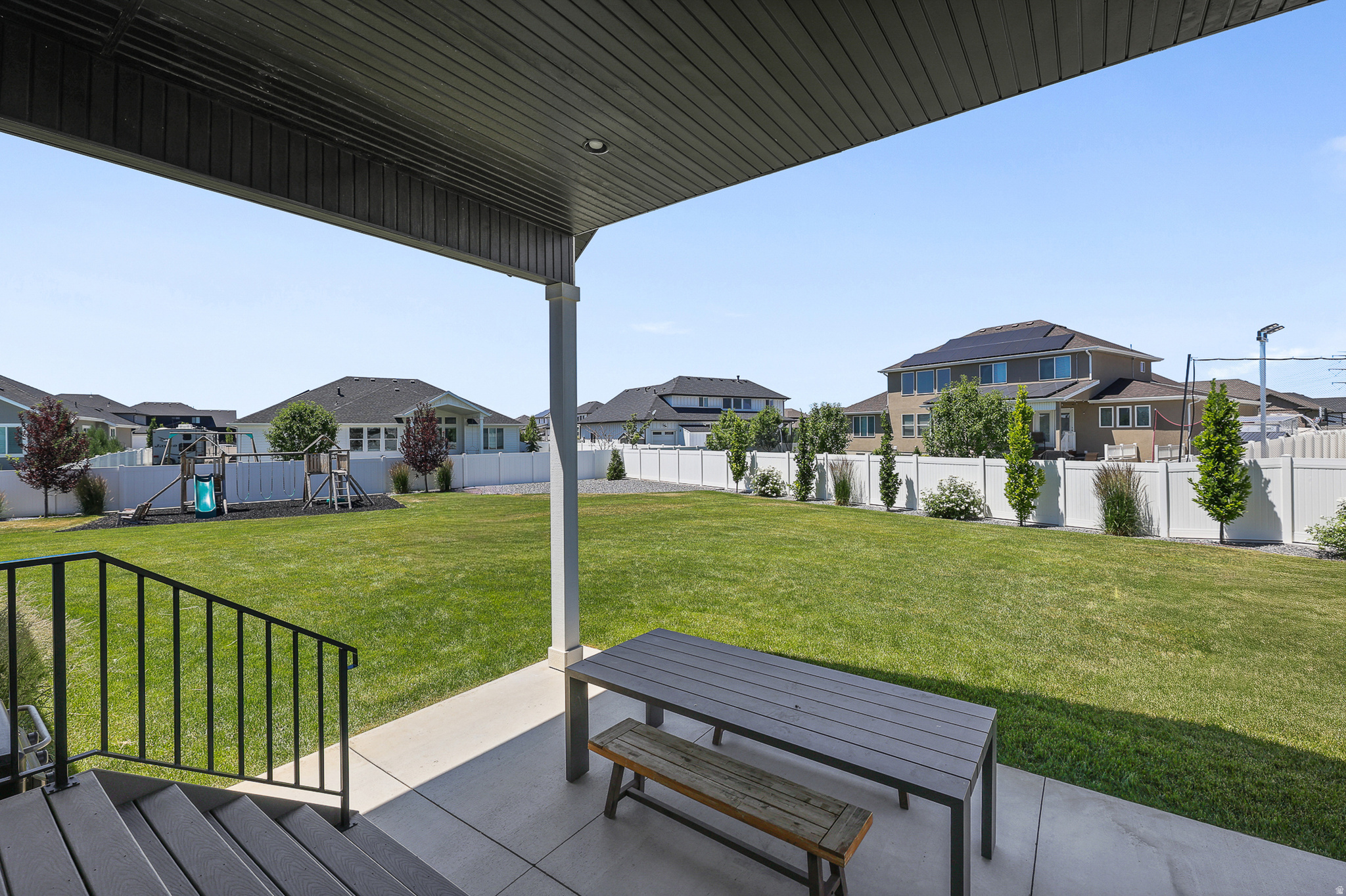 main property photo 44