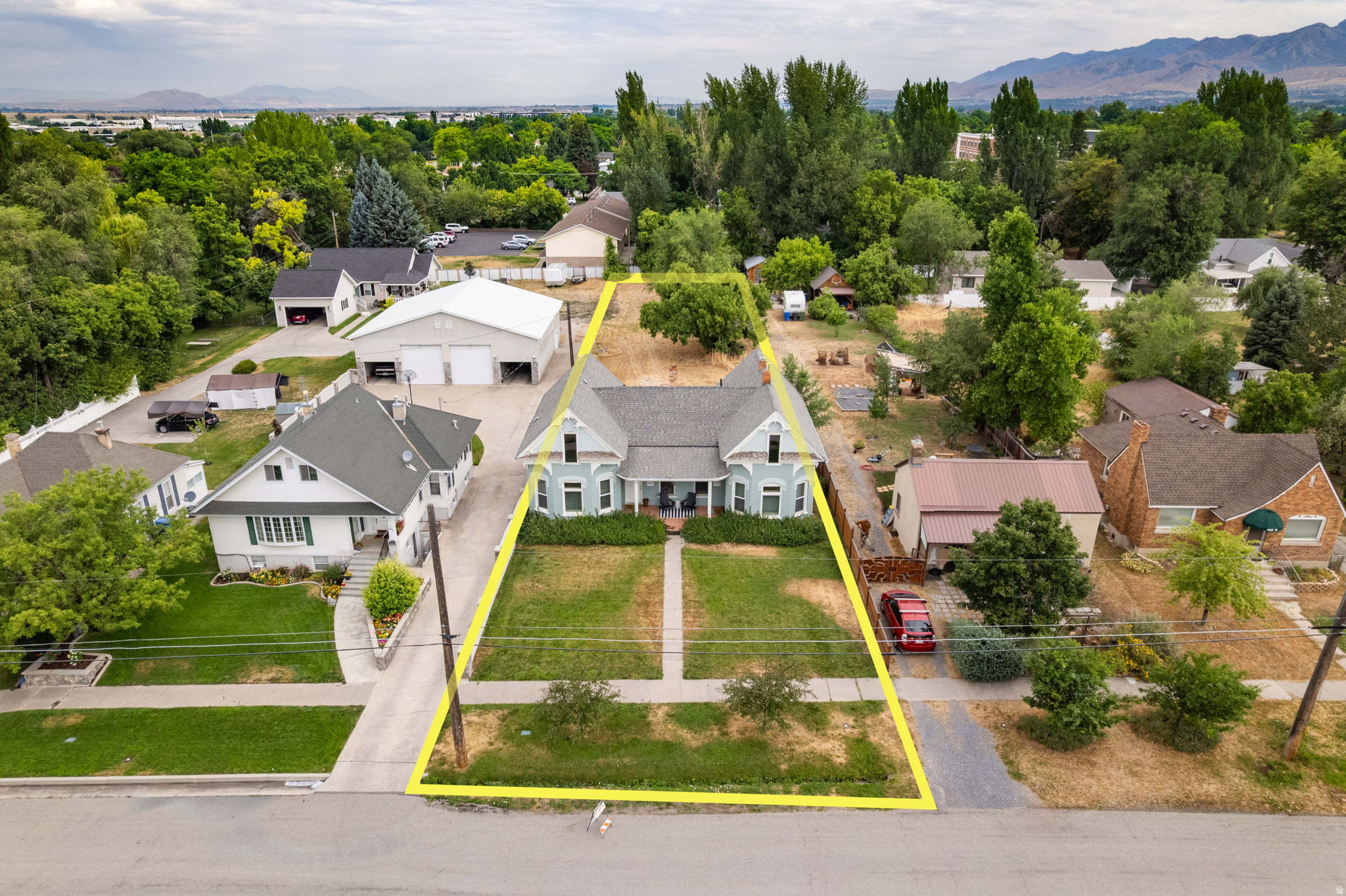 main property photo 29