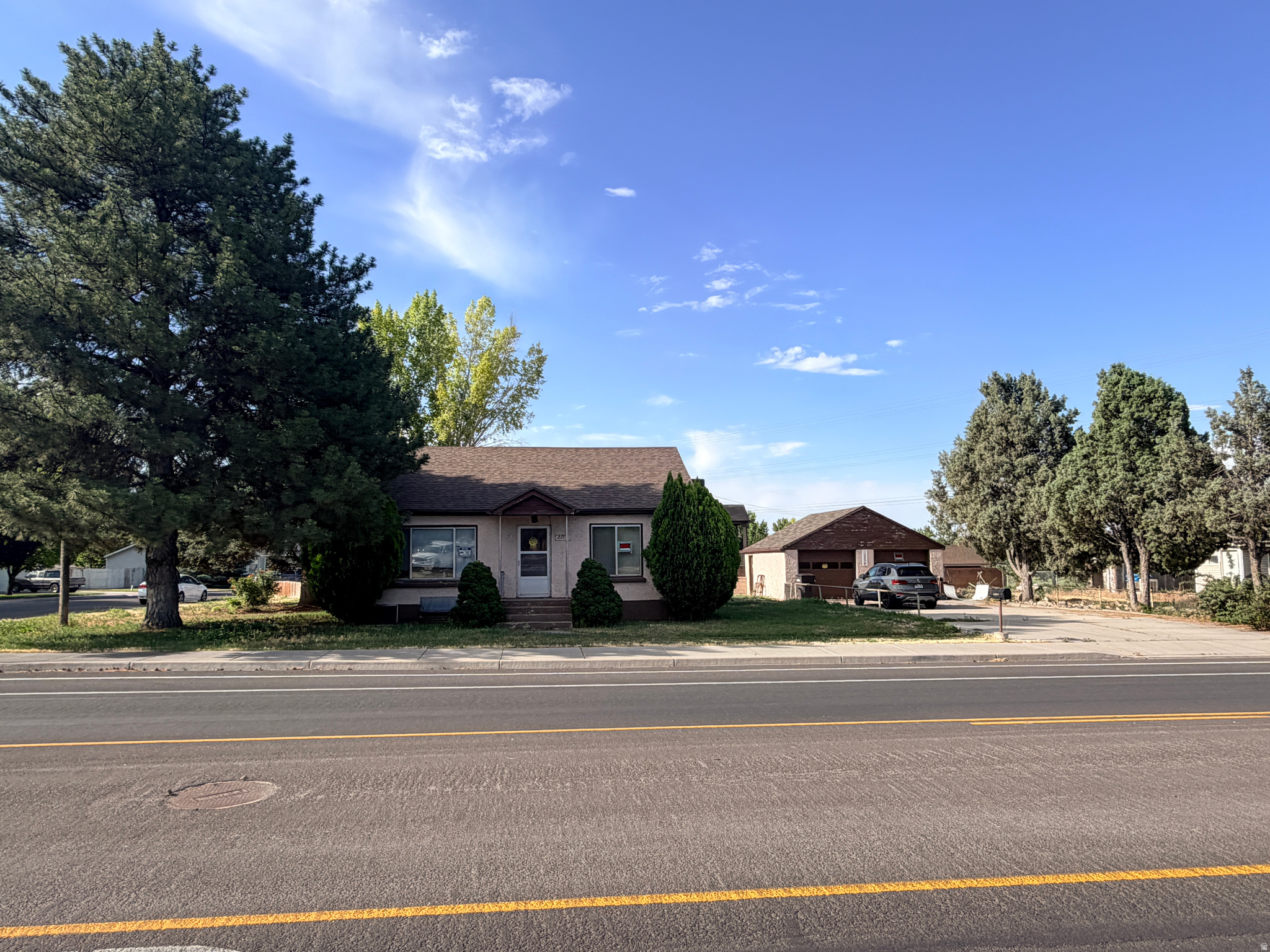 main property photo 1