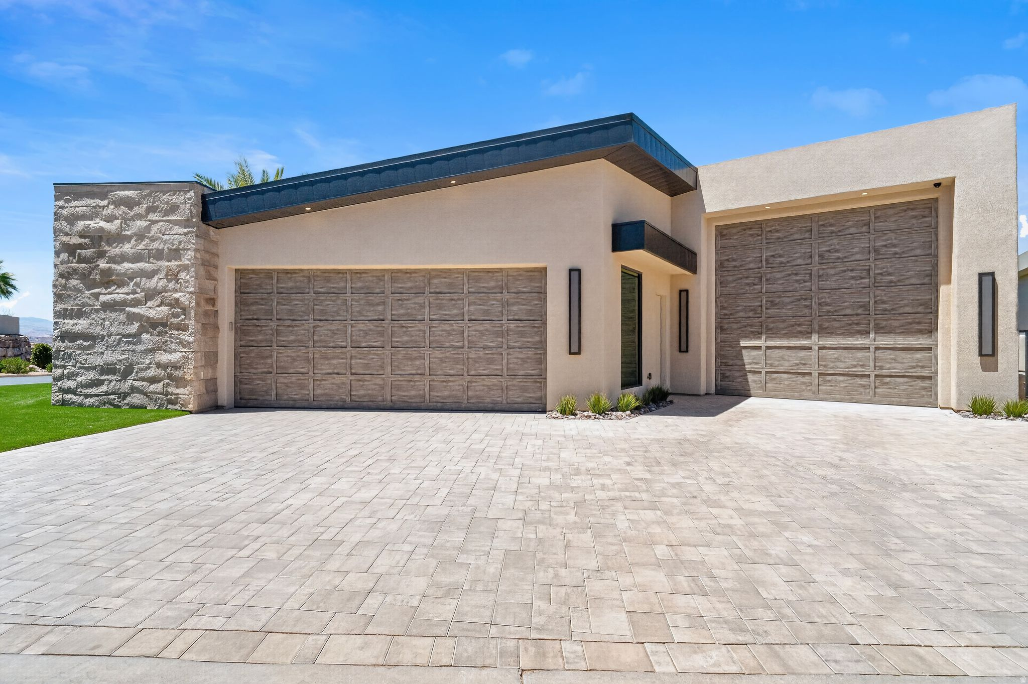 main property photo 114